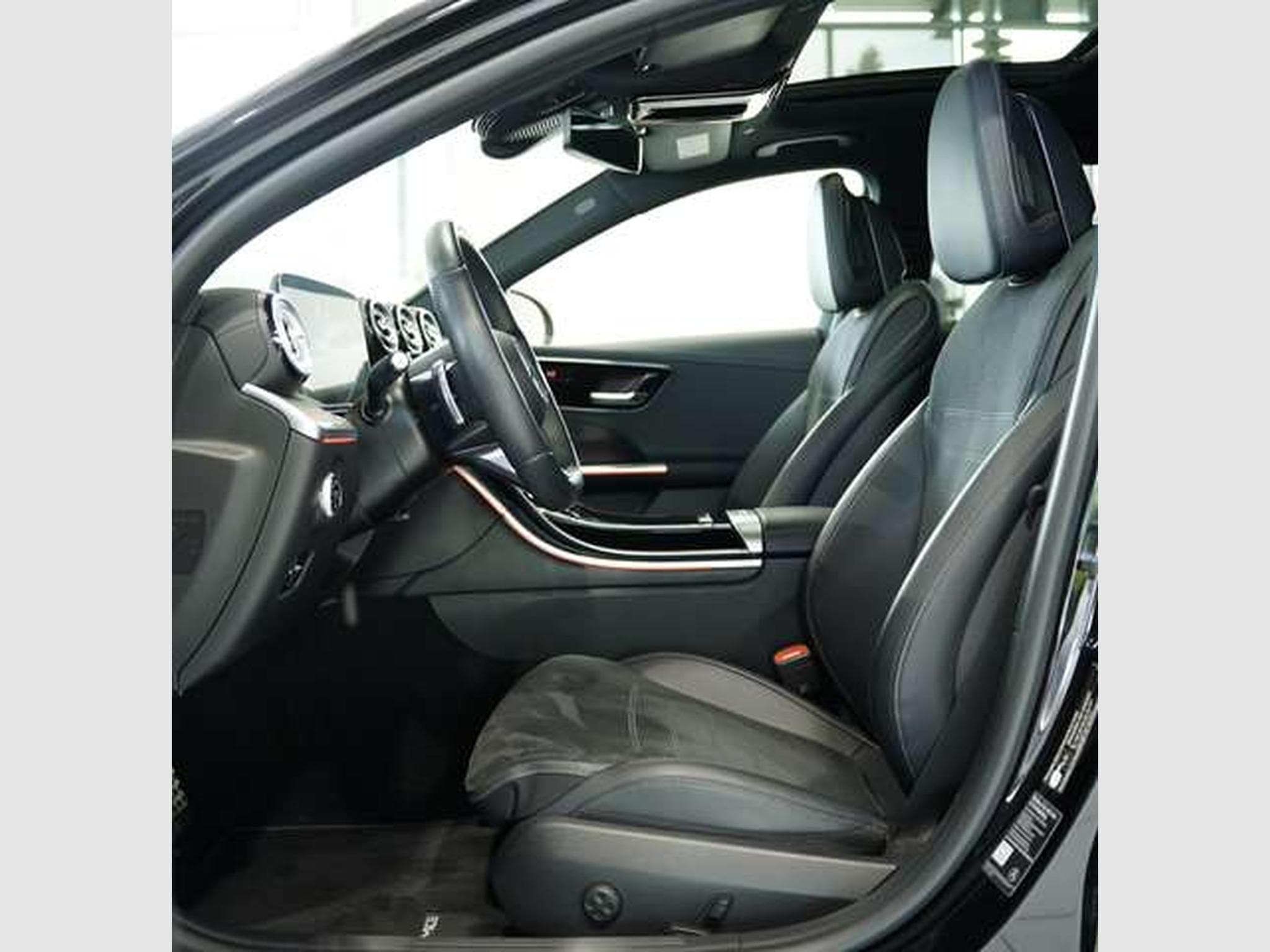 Mercedes C 200 T AMG Line *2.H *19 *Pano *AHK *Digital (2022) - Foto 27