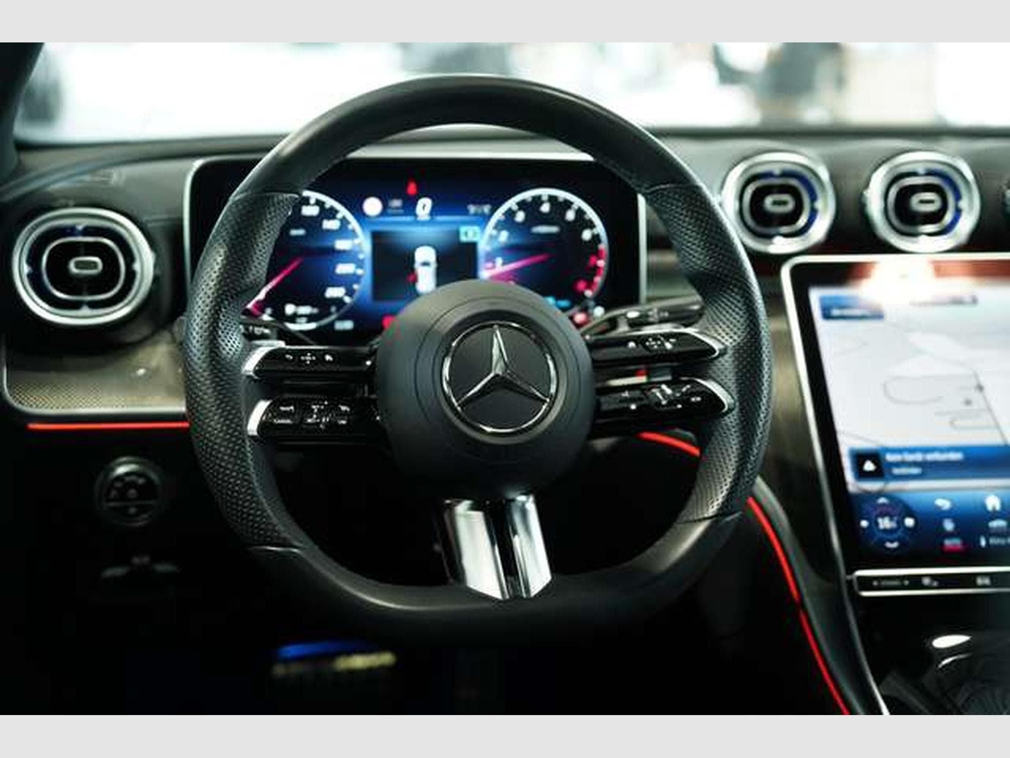Mercedes C 200 T AMG Line *2.H *19 *Pano *AHK *Digital (2022) - Foto 42