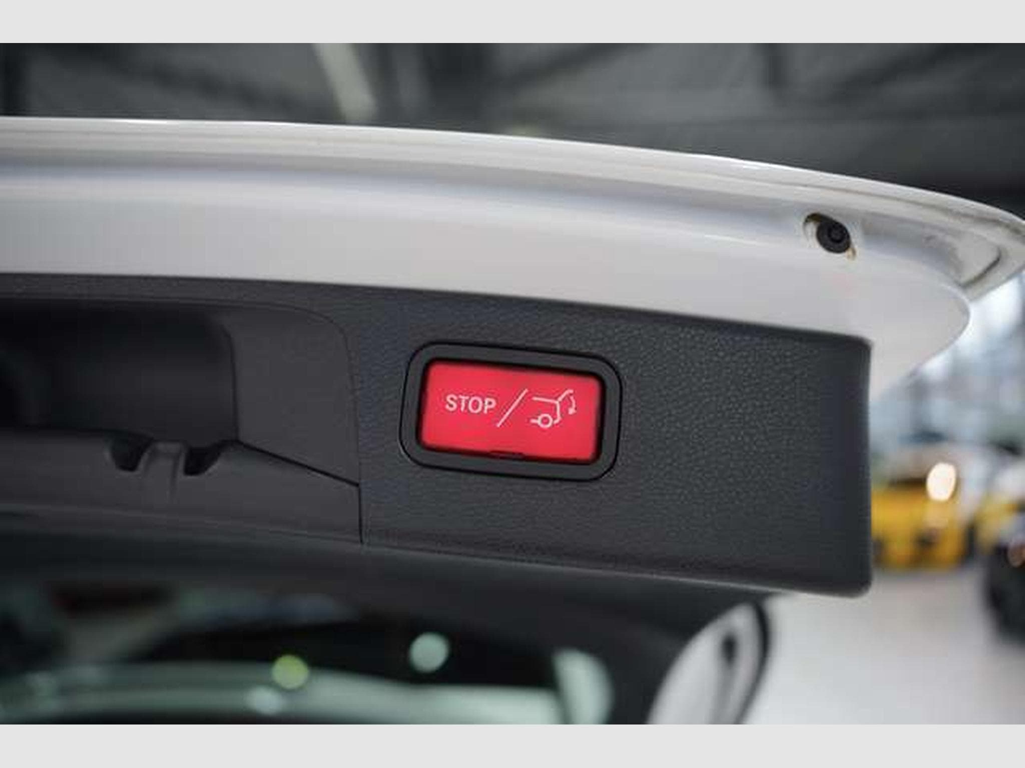 Mercedes E 400 d T 4M AMG Line *2.H *Distr. *LUFT *Pano (2020) - Photo 22