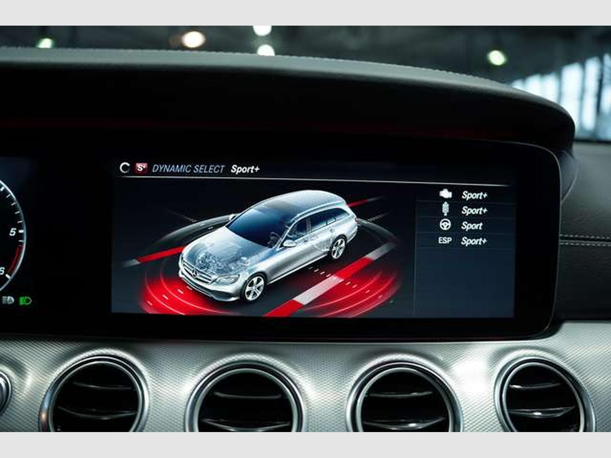Mercedes E 400 d T 4M AMG Line *2.H *Distr. *LUFT *Pano (2020) - Photo 43