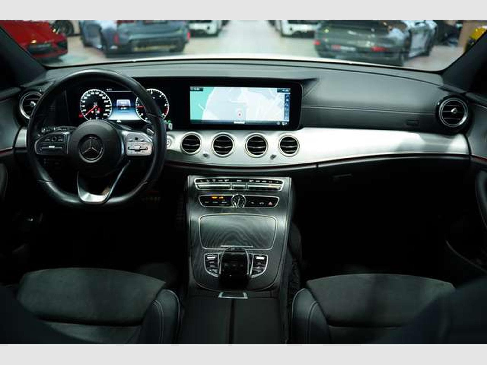 Mercedes E 400 d T 4M AMG Line *2.H *Distr. *LUFT *Pano (2020) - Photo 49