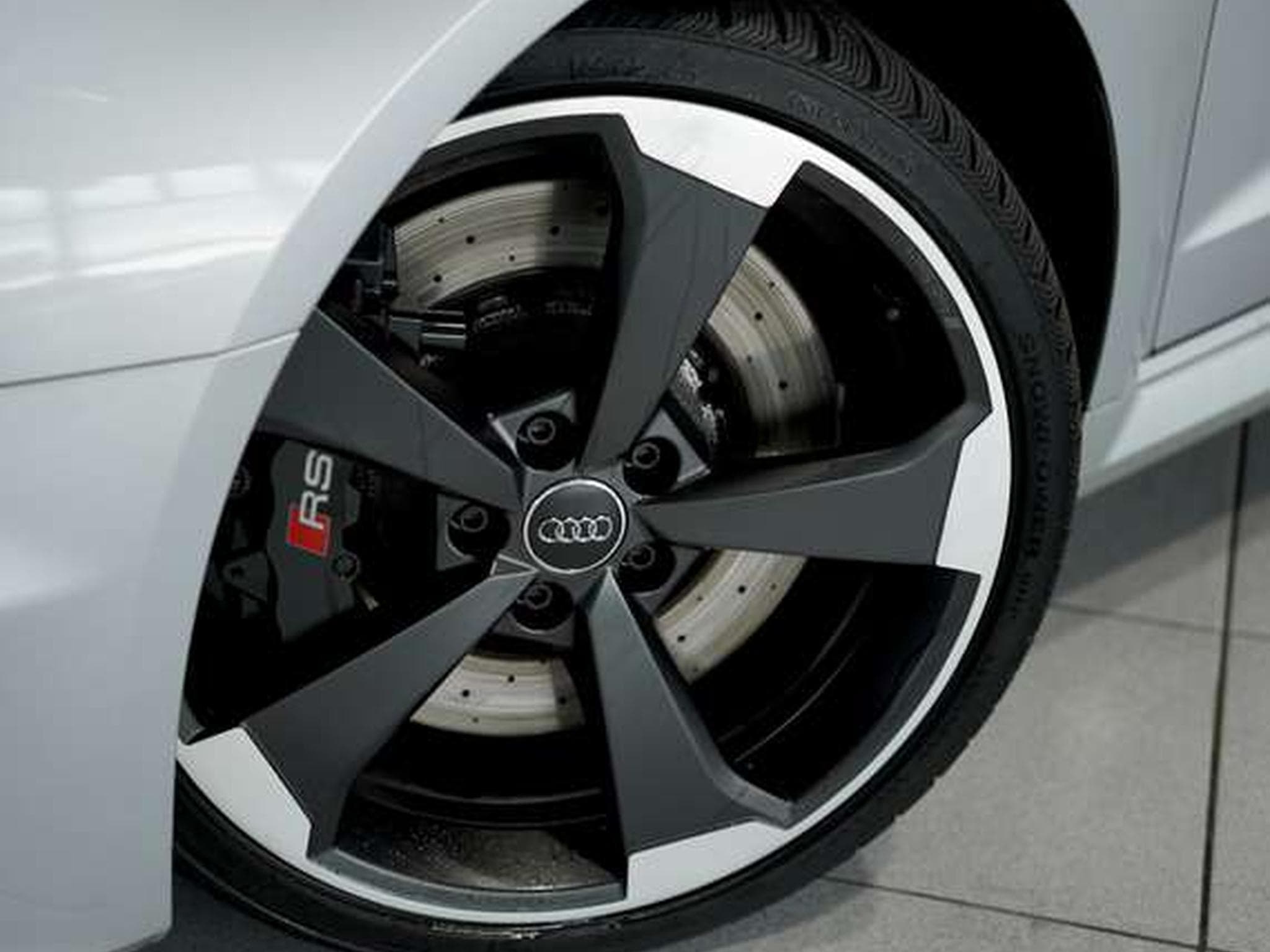 Audi RS3 Sportback q. *2.H *Virtual *ACC *Pano *S-AGA (2019) - Photo 3