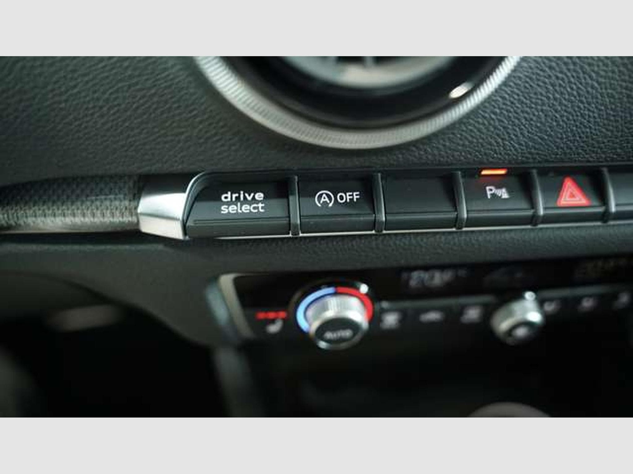 Audi RS3 Sportback q. *2.H *Virtual *ACC *Pano *S-AGA (2019) - Photo 38