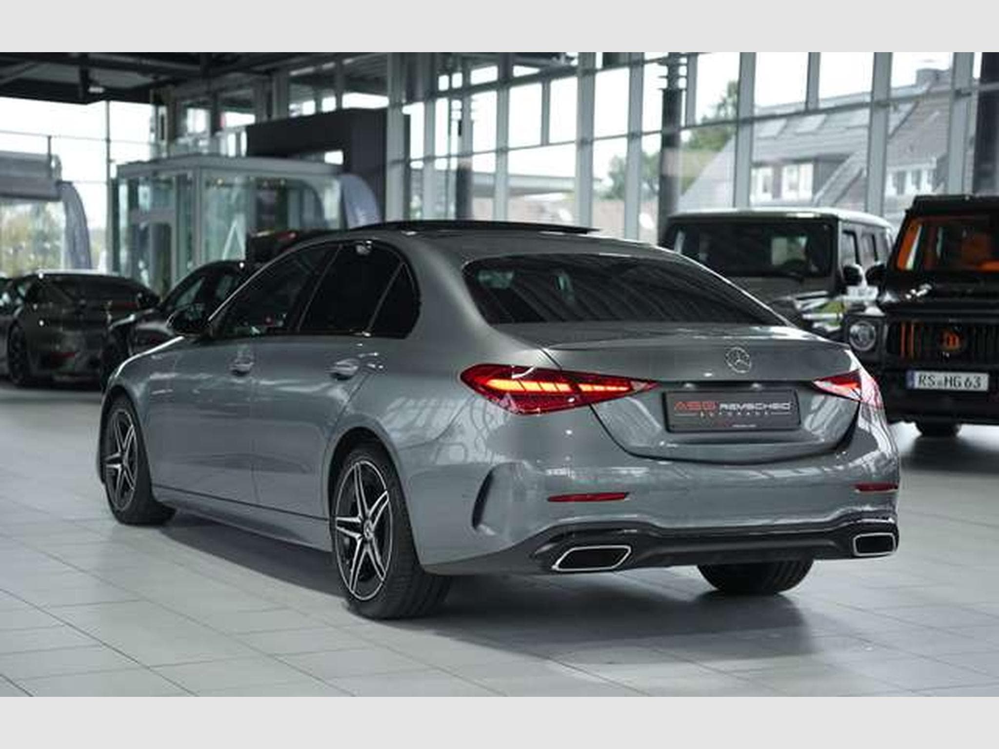 Mercedes C 200 Limousine AMG Line *1.HD *Pano *Night *ACC (2022) - Photo 10