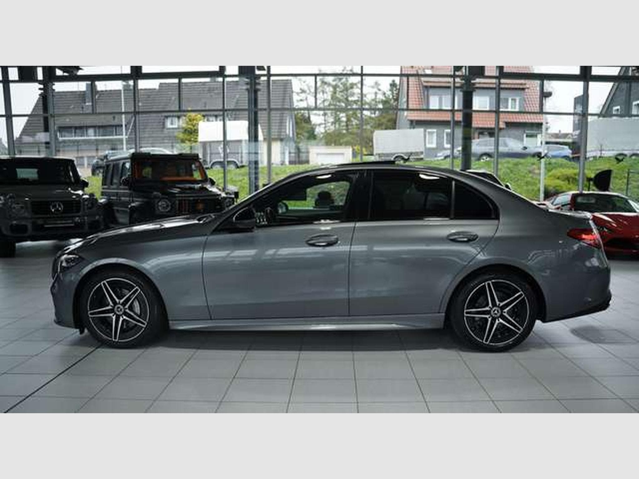 Mercedes C 200 Limousine AMG Line *1.HD *Pano *Night *ACC (2022) - Photo 12