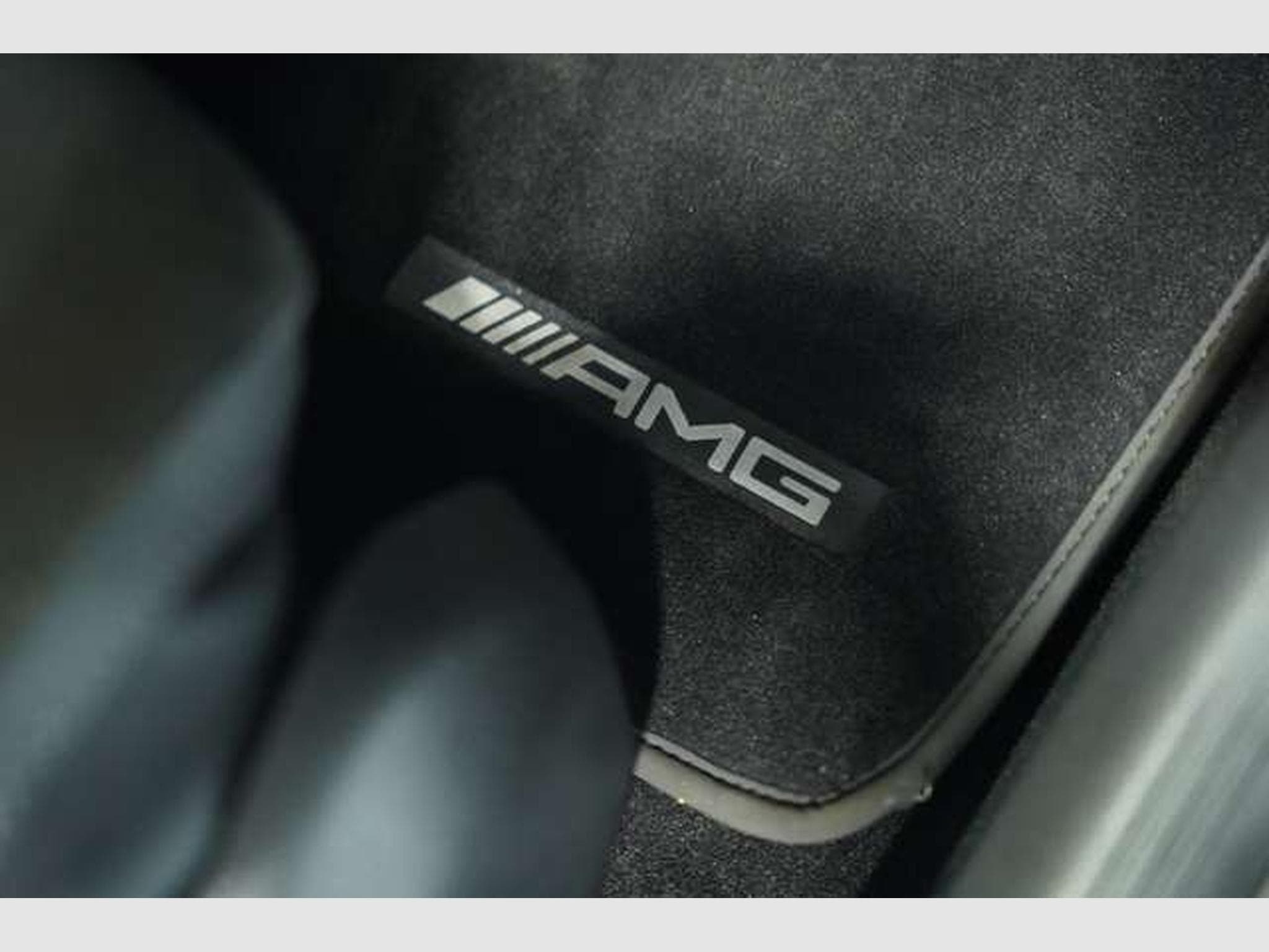 Mercedes C 200 Limousine AMG Line *1.HD *Pano *Night *ACC (2022) - Photo 21
