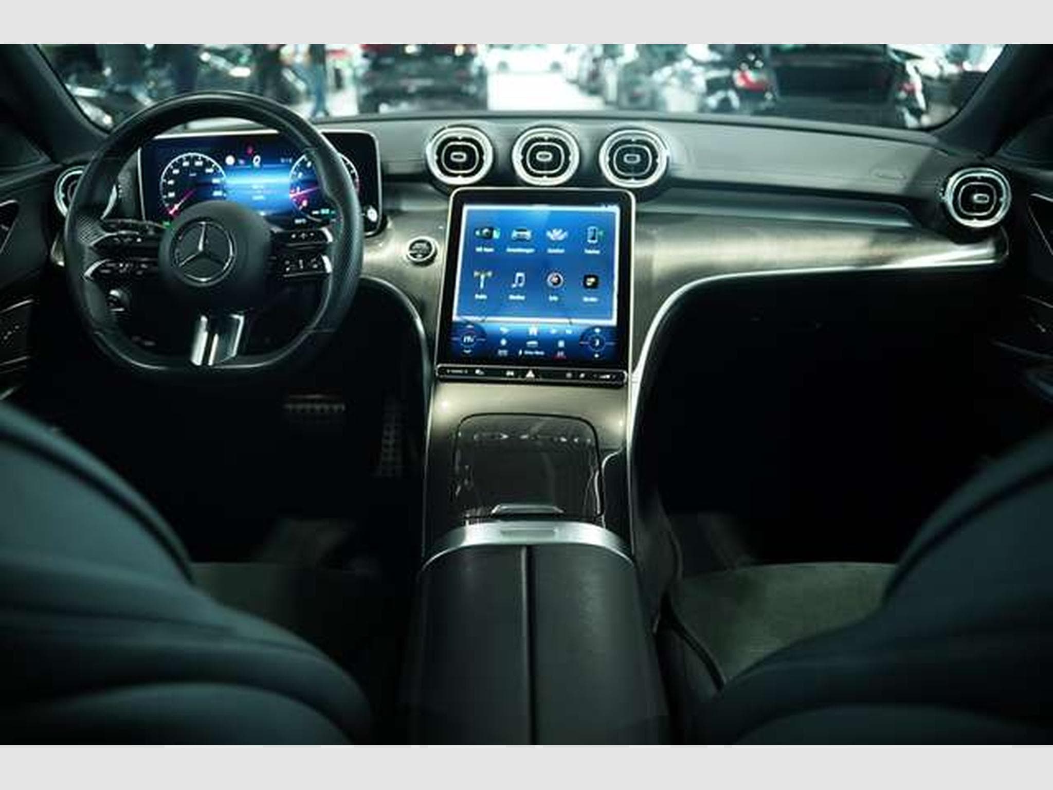 Mercedes C 200 Limousine AMG Line *1.HD *Pano *Night *ACC (2022) - Photo 43