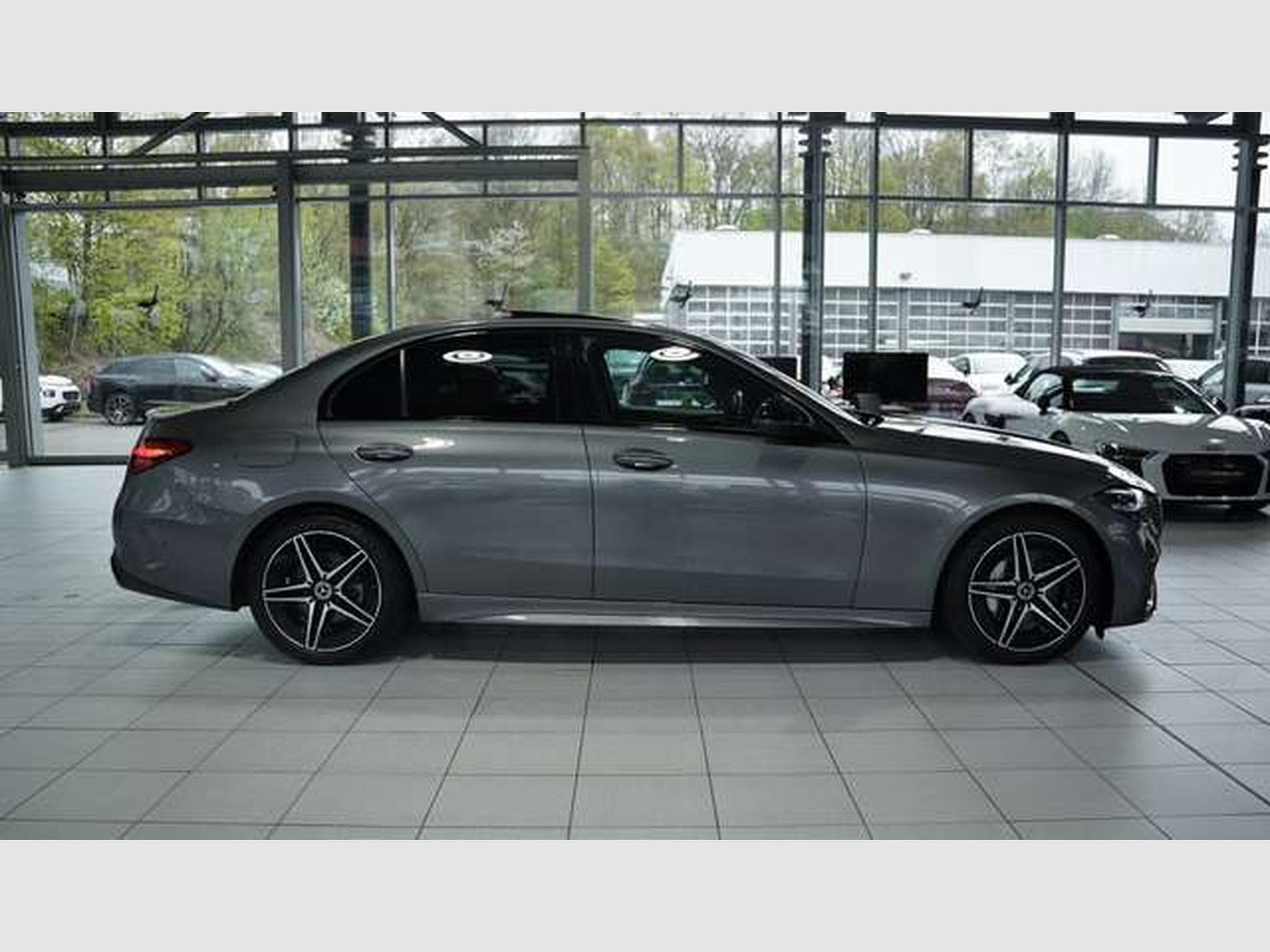 Mercedes C 200 Limousine AMG Line *1.HD *Pano *Night *ACC (2022) - Photo 7