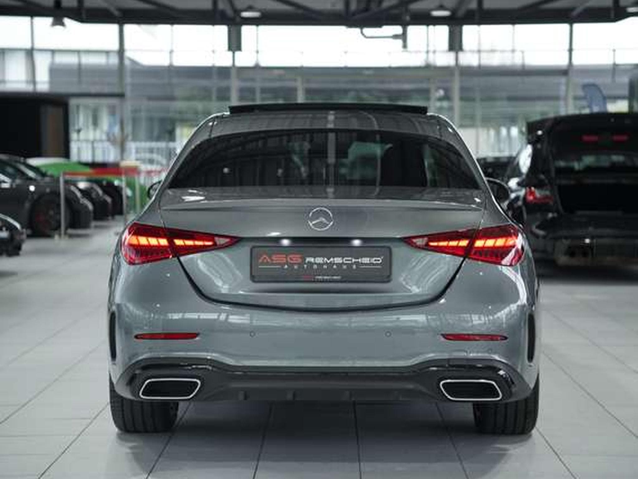 Mercedes C 200 Limousine AMG Line *1.HD *Pano *Night *ACC (2022) - Photo 9