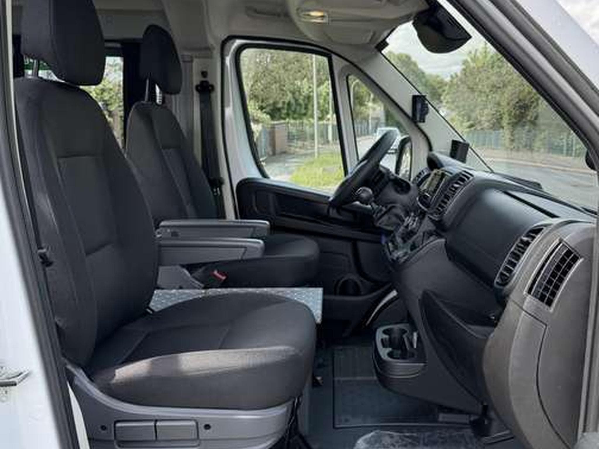 Fiat Ducato 40 L4H2 140 Multijet Maxi *1.H *17-Sitzer (2025) - Photo 7