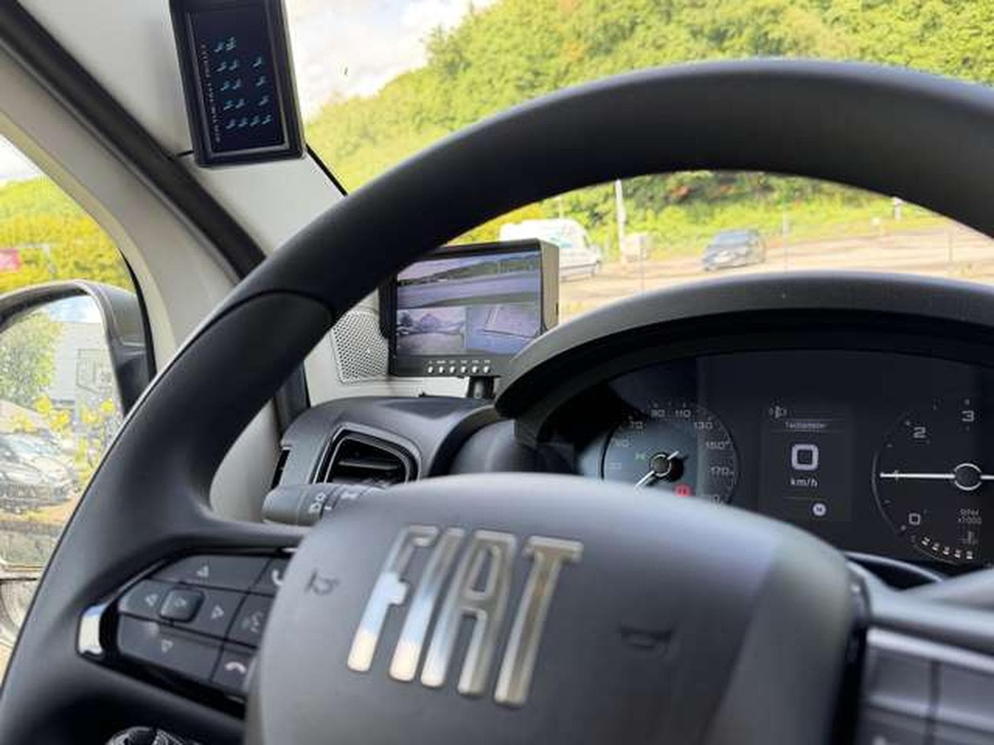 Fiat Ducato 40 L4H2 140 Multijet Maxi *1.H *17-Sitzer (2025) - Photo 9