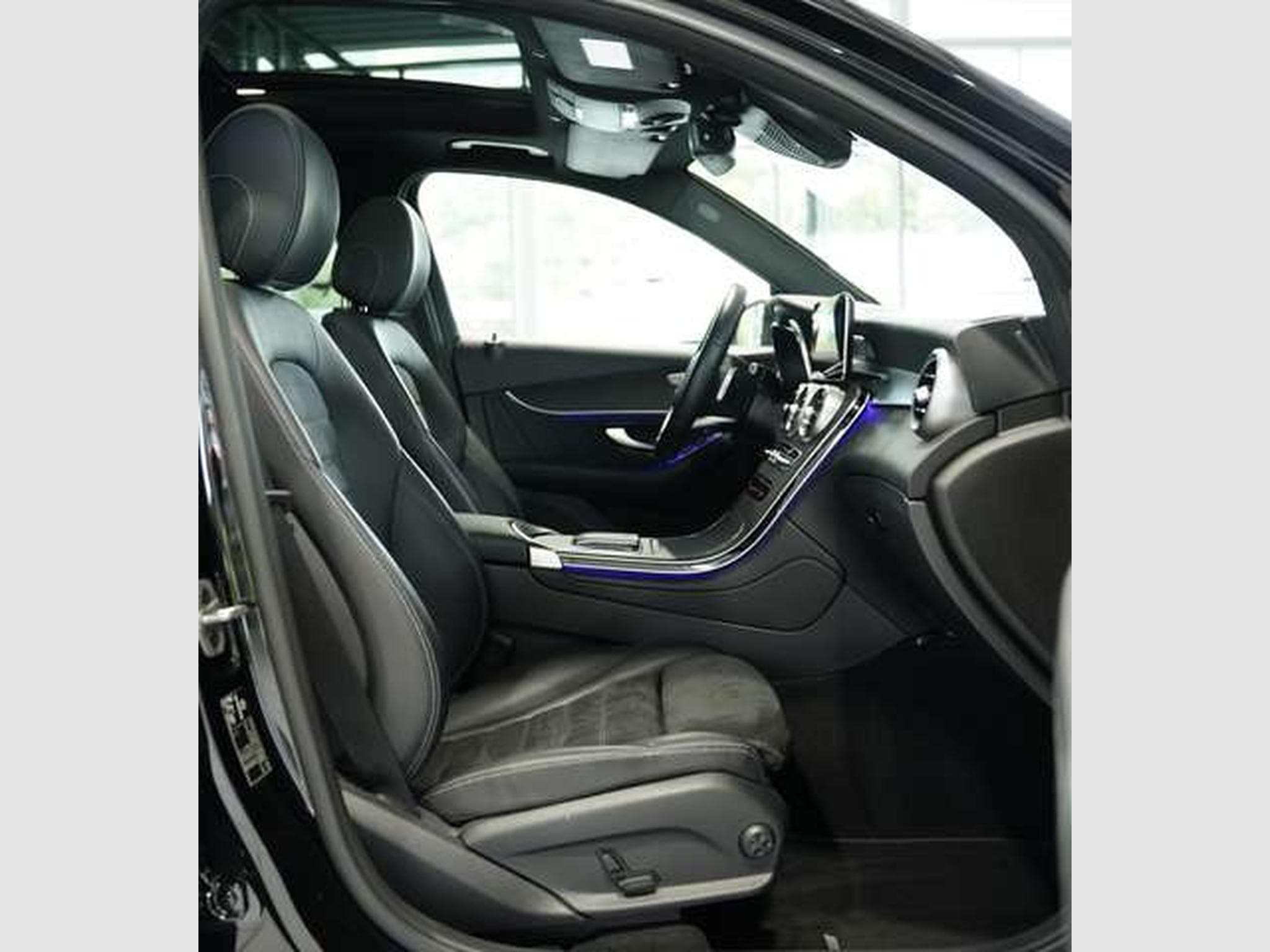 Mercedes GLC 220 d 4M AMG-Line 2.H *20*Pano*Ambiente*ACC (2021) - Foto 14