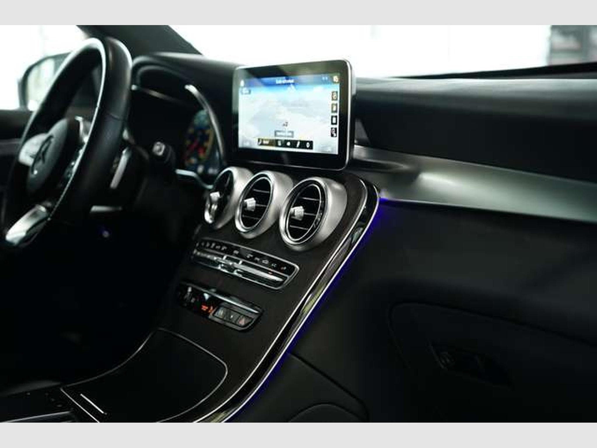 Mercedes GLC 220 d 4M AMG-Line 2.H *20*Pano*Ambiente*ACC (2021) - Foto 16