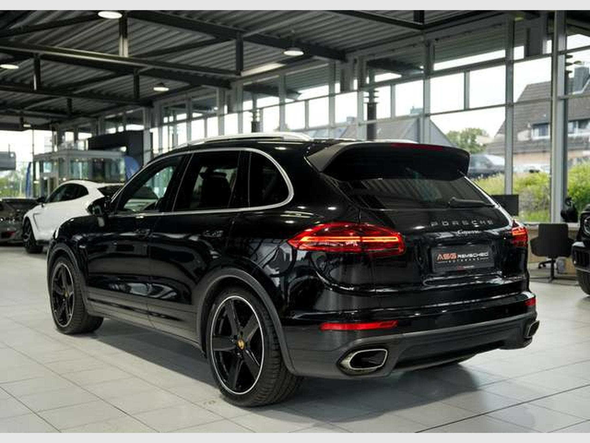 Porsche Cayenne 3.0 Diesel *21 *Pano *LUFT *PDLS *MwSt (2016) - Photo 12