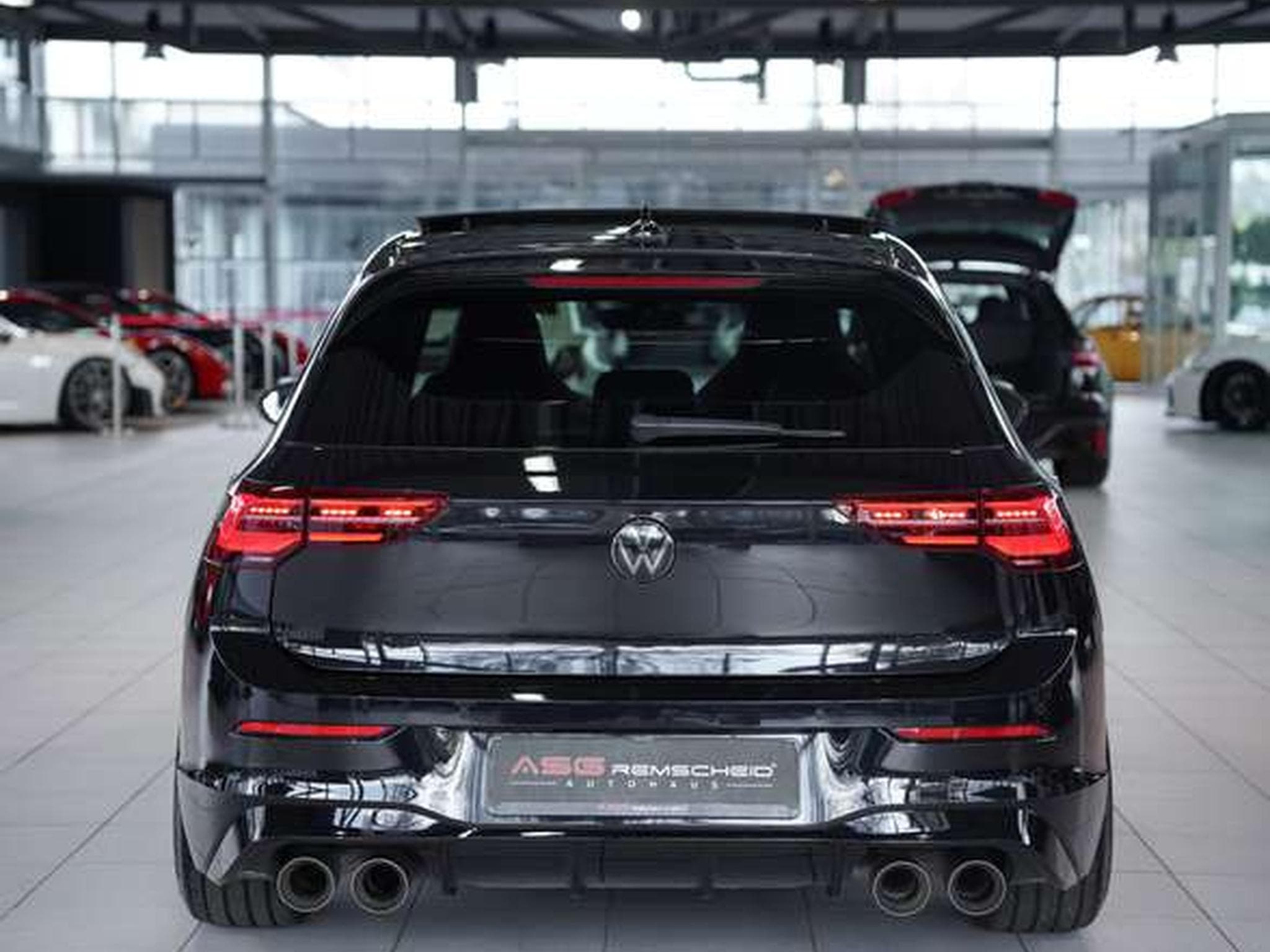 VW Golf R 4M *JP Performance *AKRA *Pano *KW *19 (2023) - Photo 11