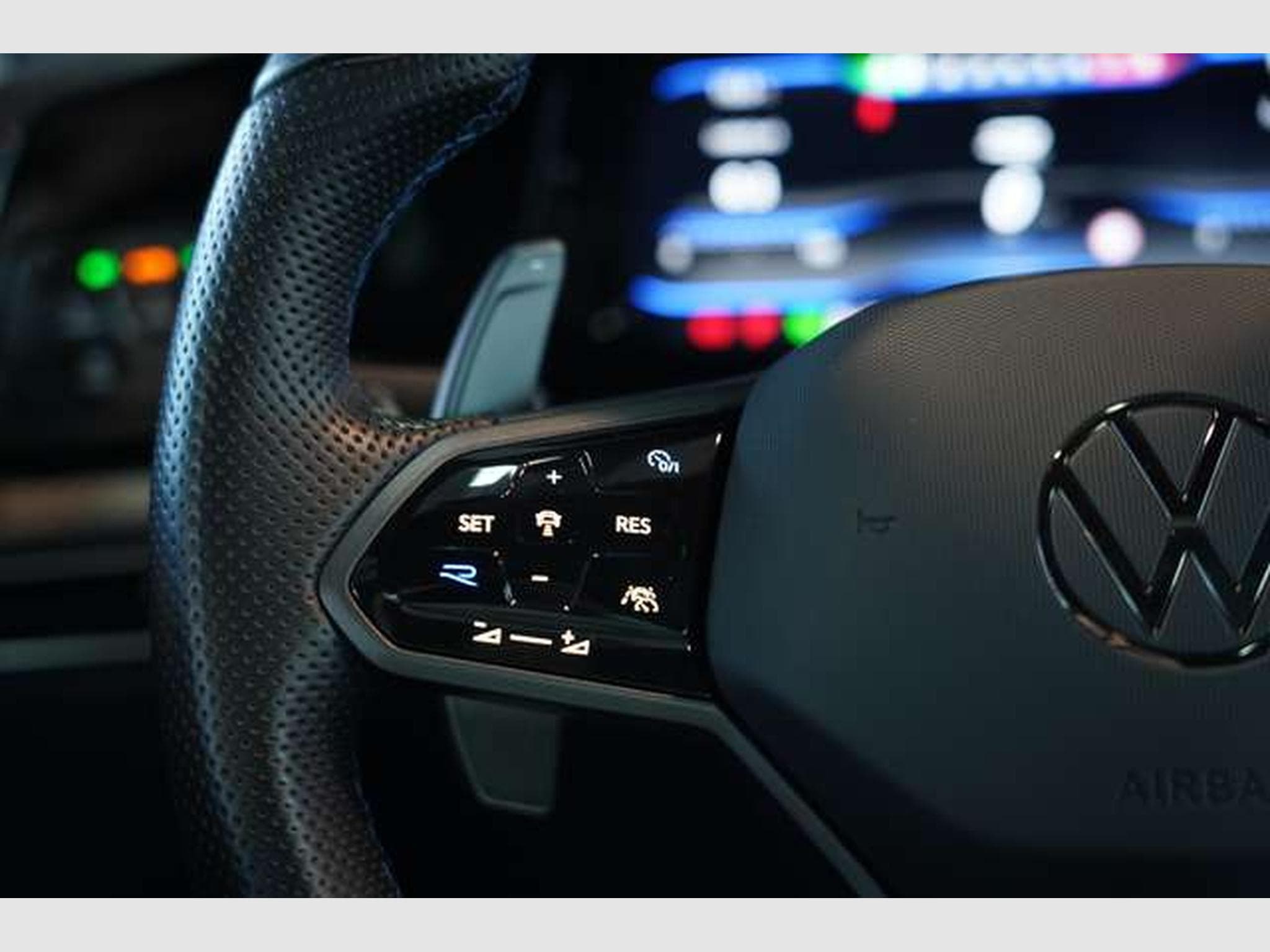 VW Golf R 4M *JP Performance *AKRA *Pano *KW *19 (2023) - Photo 43