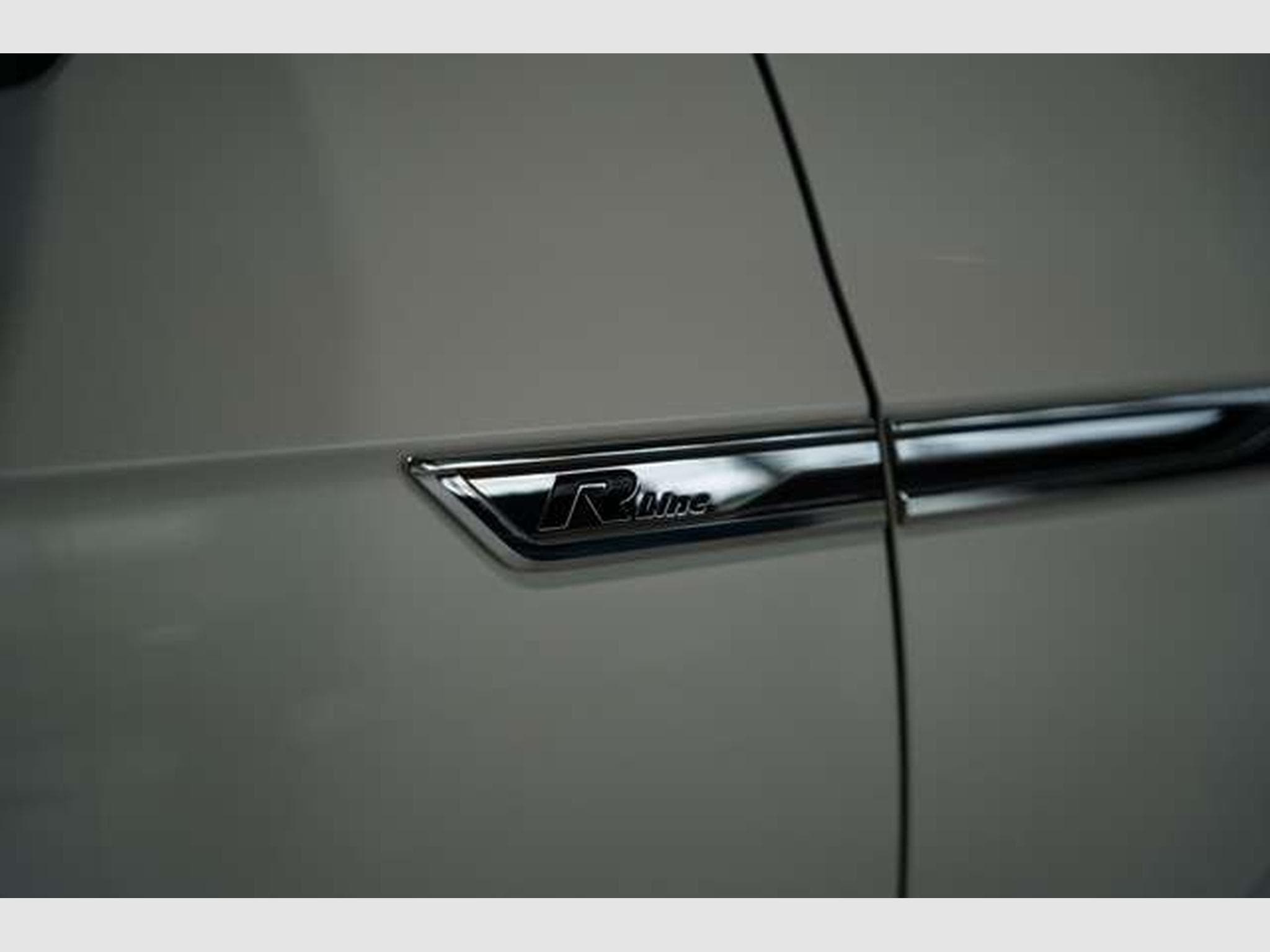VW Touareg R line 4M *21 *Pano *LUFT *H-UP *Matrix (2019) - Photo 12