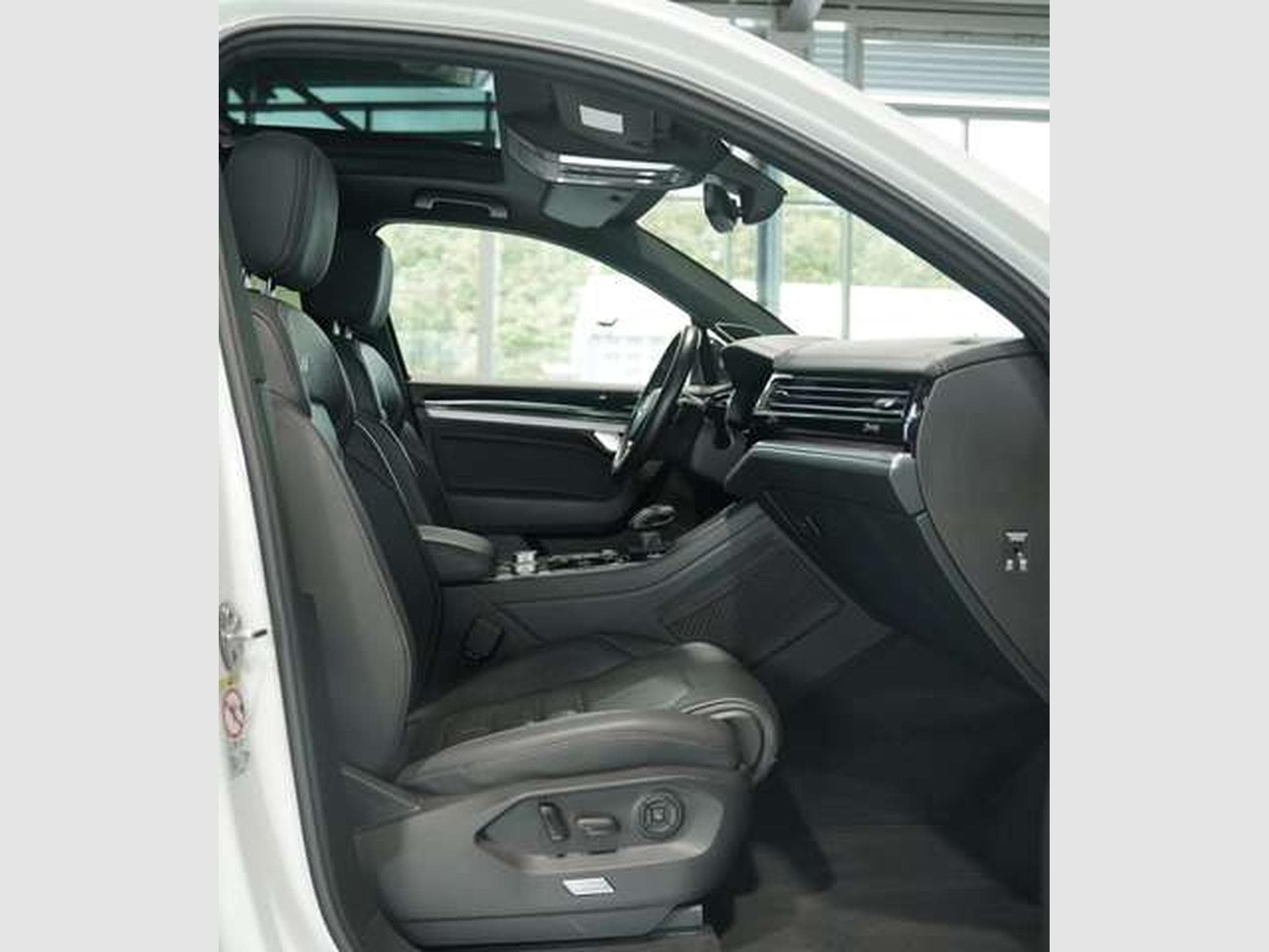 VW Touareg R line 4M *21 *Pano *LUFT *H-UP *Matrix (2019) - Photo 17
