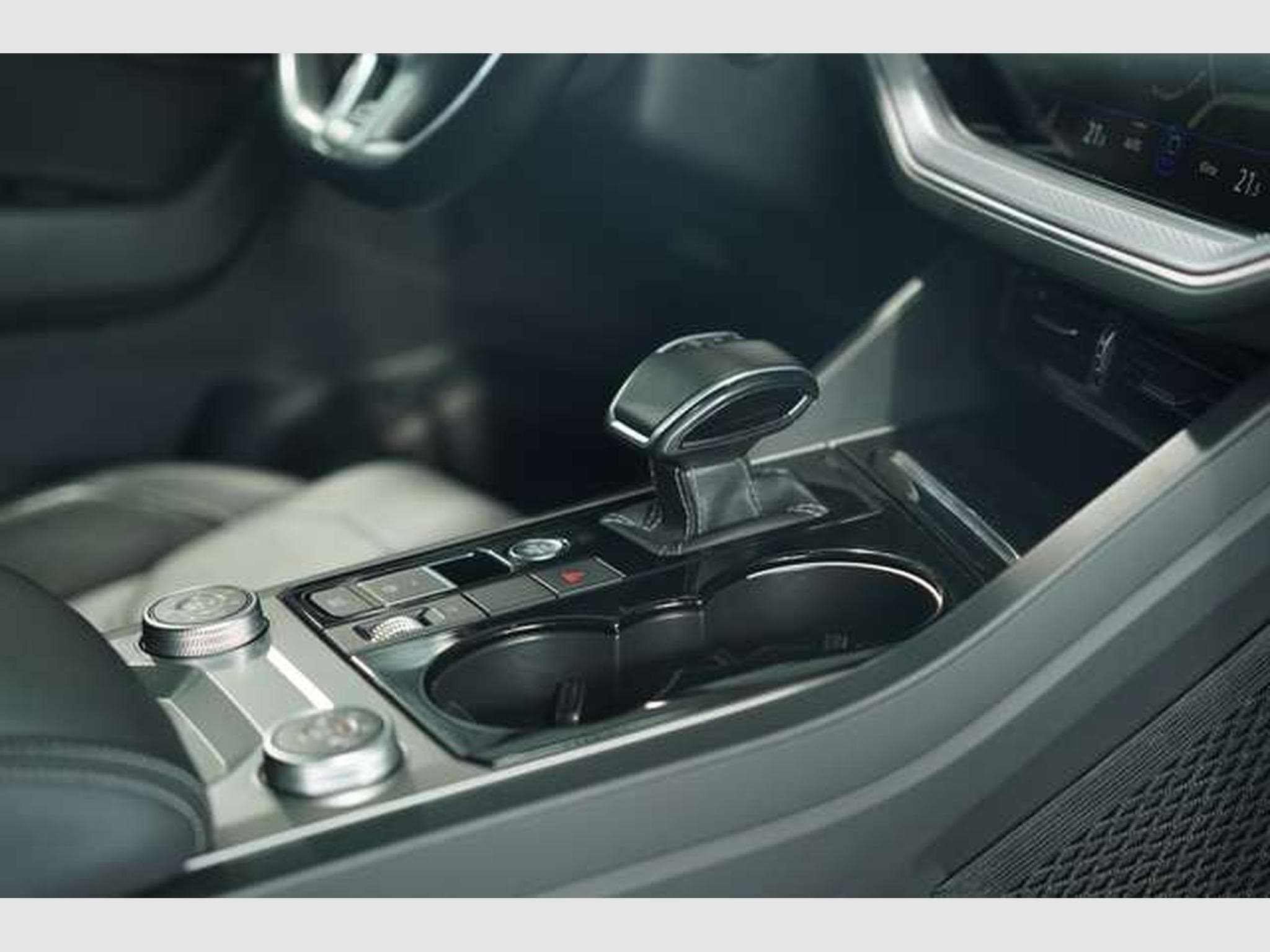VW Touareg R line 4M *21 *Pano *LUFT *H-UP *Matrix (2019) - Photo 24