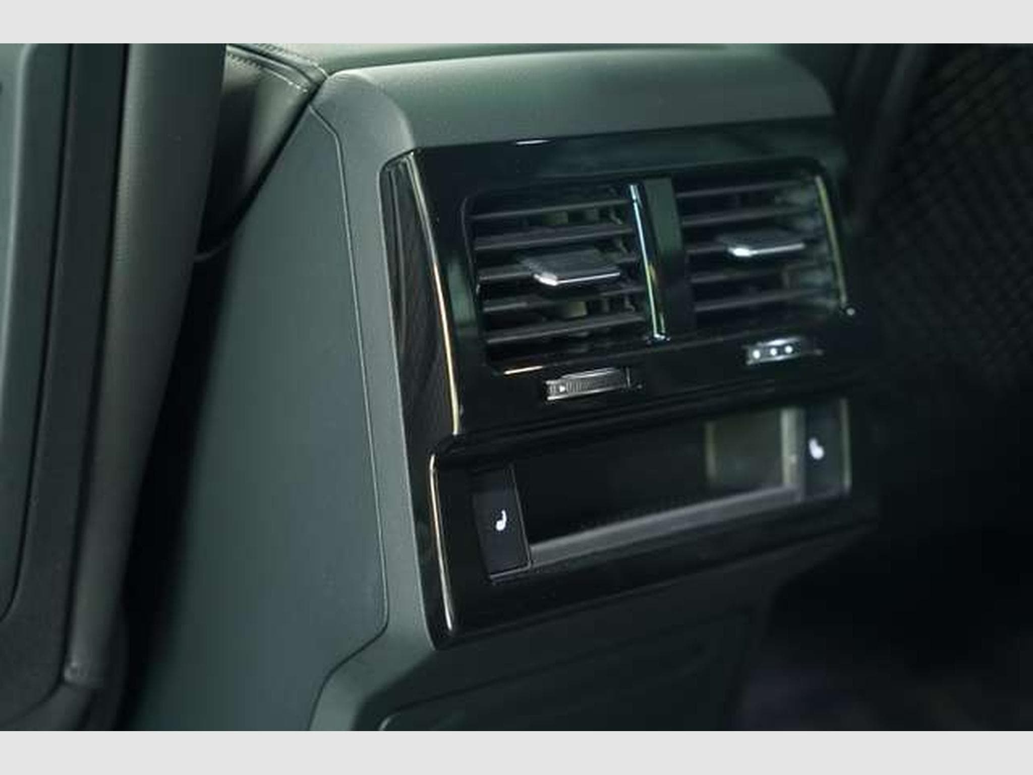 VW Touareg R line 4M *21 *Pano *LUFT *H-UP *Matrix (2019) - Photo 27
