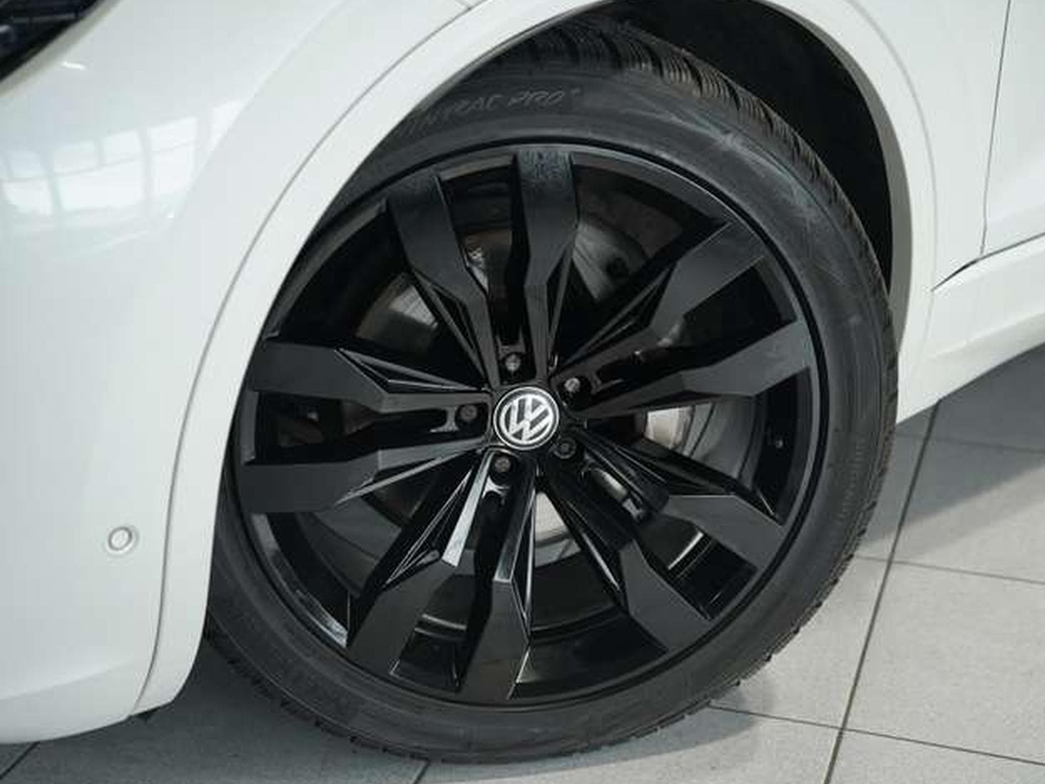 VW Touareg R line 4M *21 *Pano *LUFT *H-UP *Matrix (2019) - Photo 3
