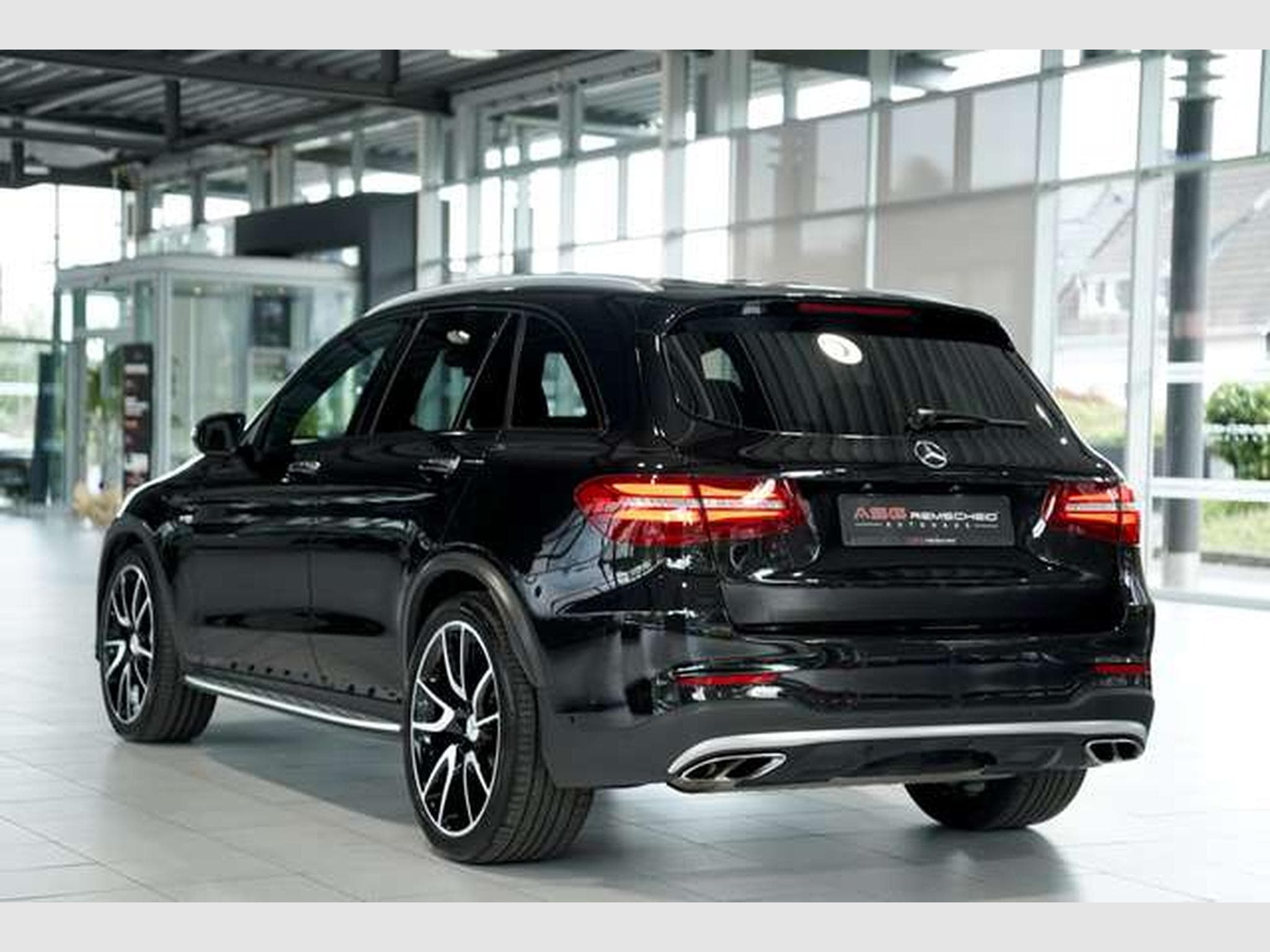 Mercedes GLC 43 AMG 4M 1.Hand *21Zoll *AHK*Pano*360*ILS (2017) - Foto 10