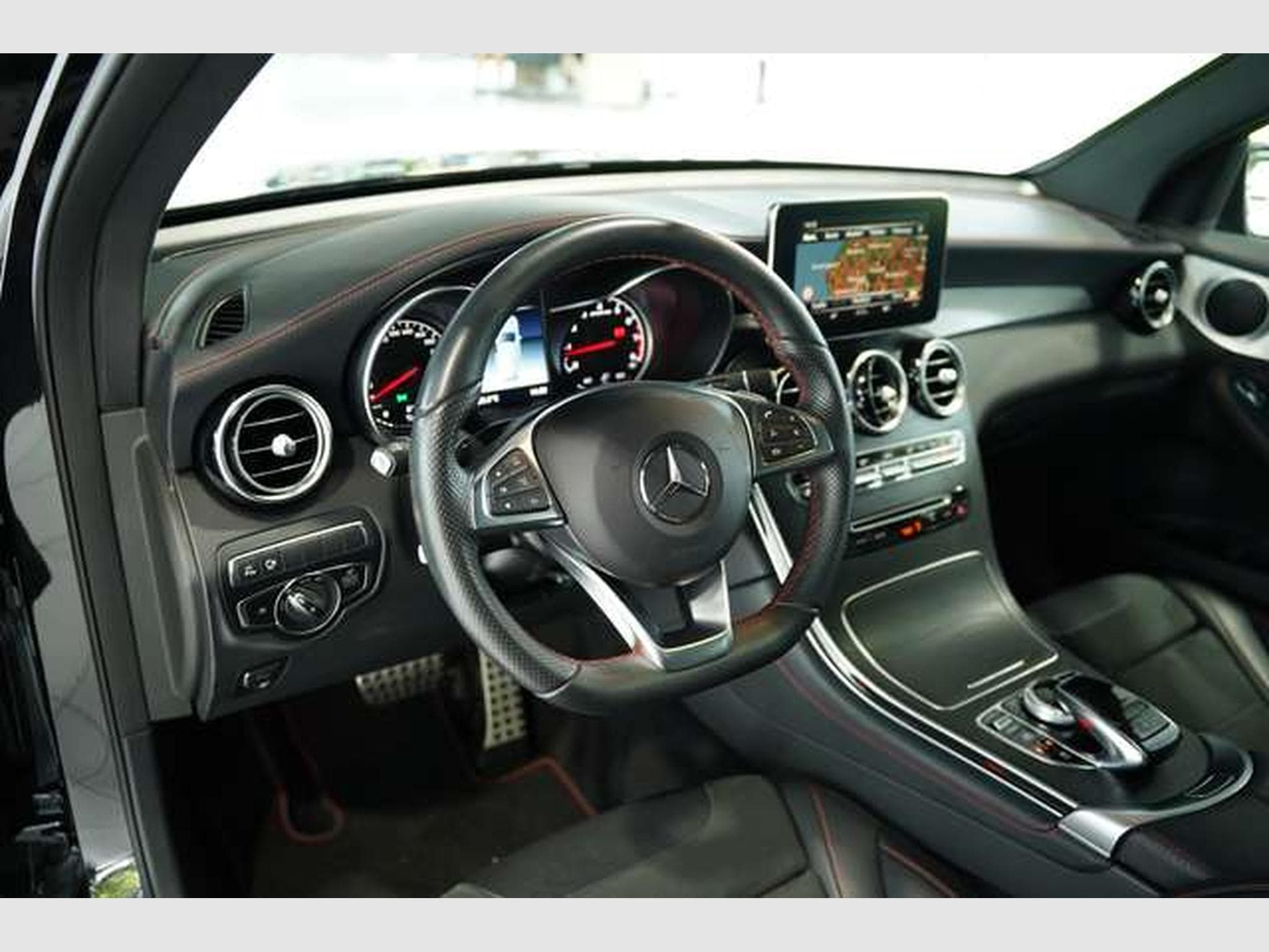 Mercedes GLC 43 AMG 4M 1.Hand *21Zoll *AHK*Pano*360*ILS (2017) - Foto 29