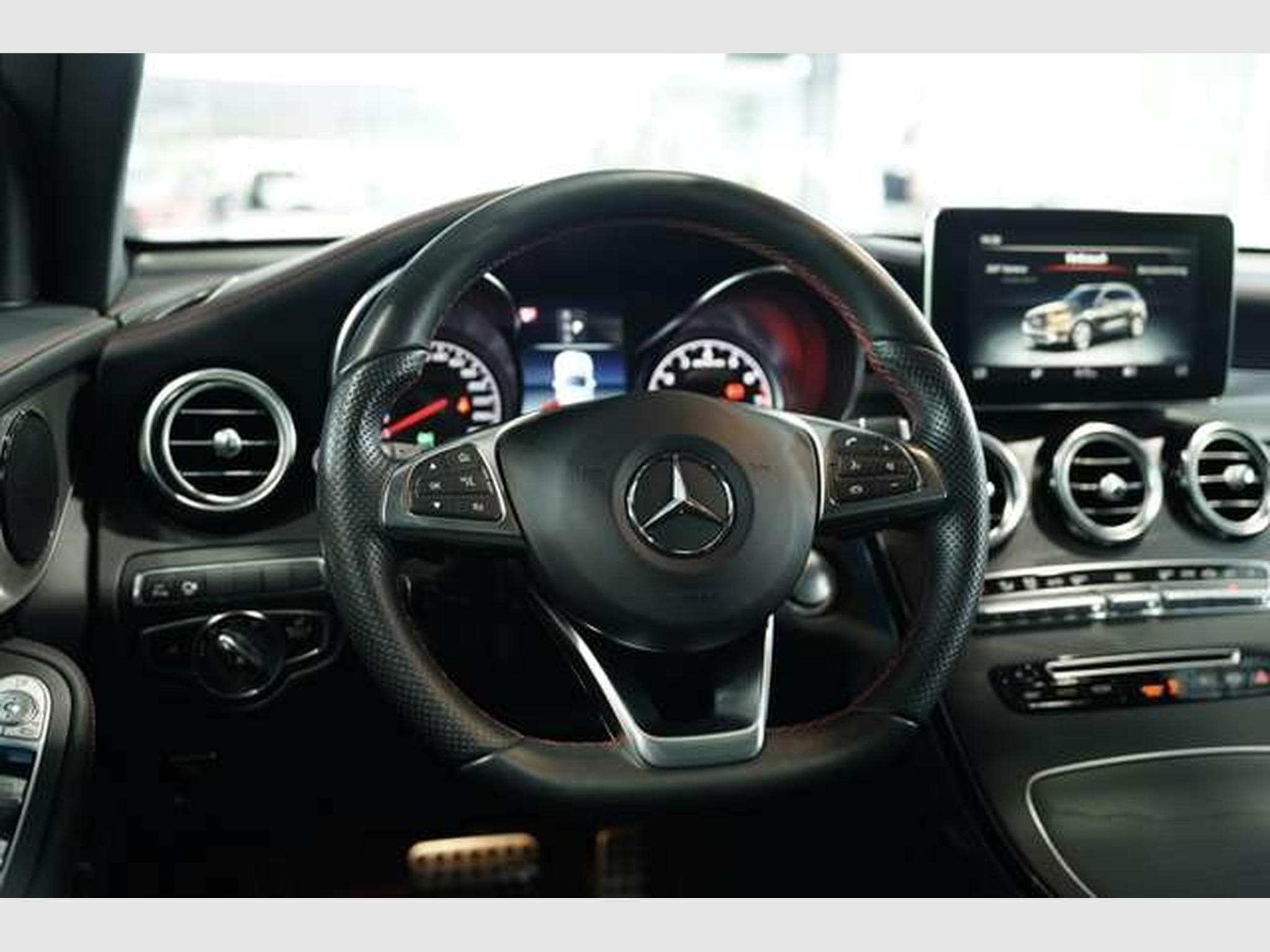 Mercedes GLC 43 AMG 4M 1.Hand *21Zoll *AHK*Pano*360*ILS (2017) - Foto 39
