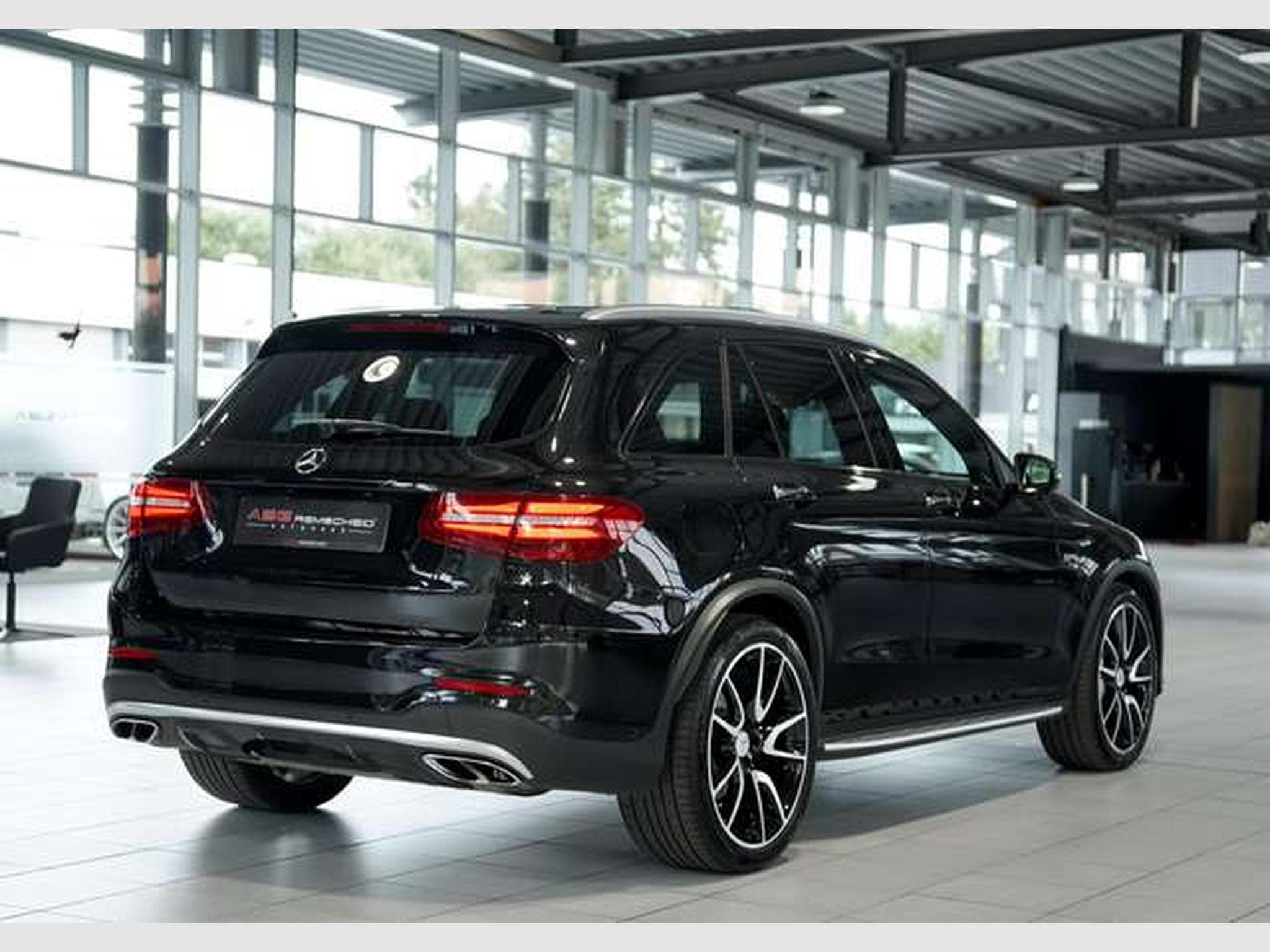 Mercedes GLC 43 AMG 4M 1.Hand *21Zoll *AHK*Pano*360*ILS (2017) - Foto 8
