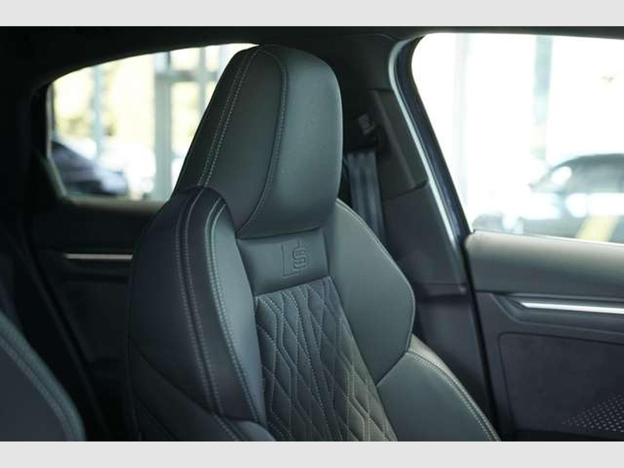 Audi S3 Limousine q. *2H *19 *Matrix*Garantie*Schale (2024) - Foto 16