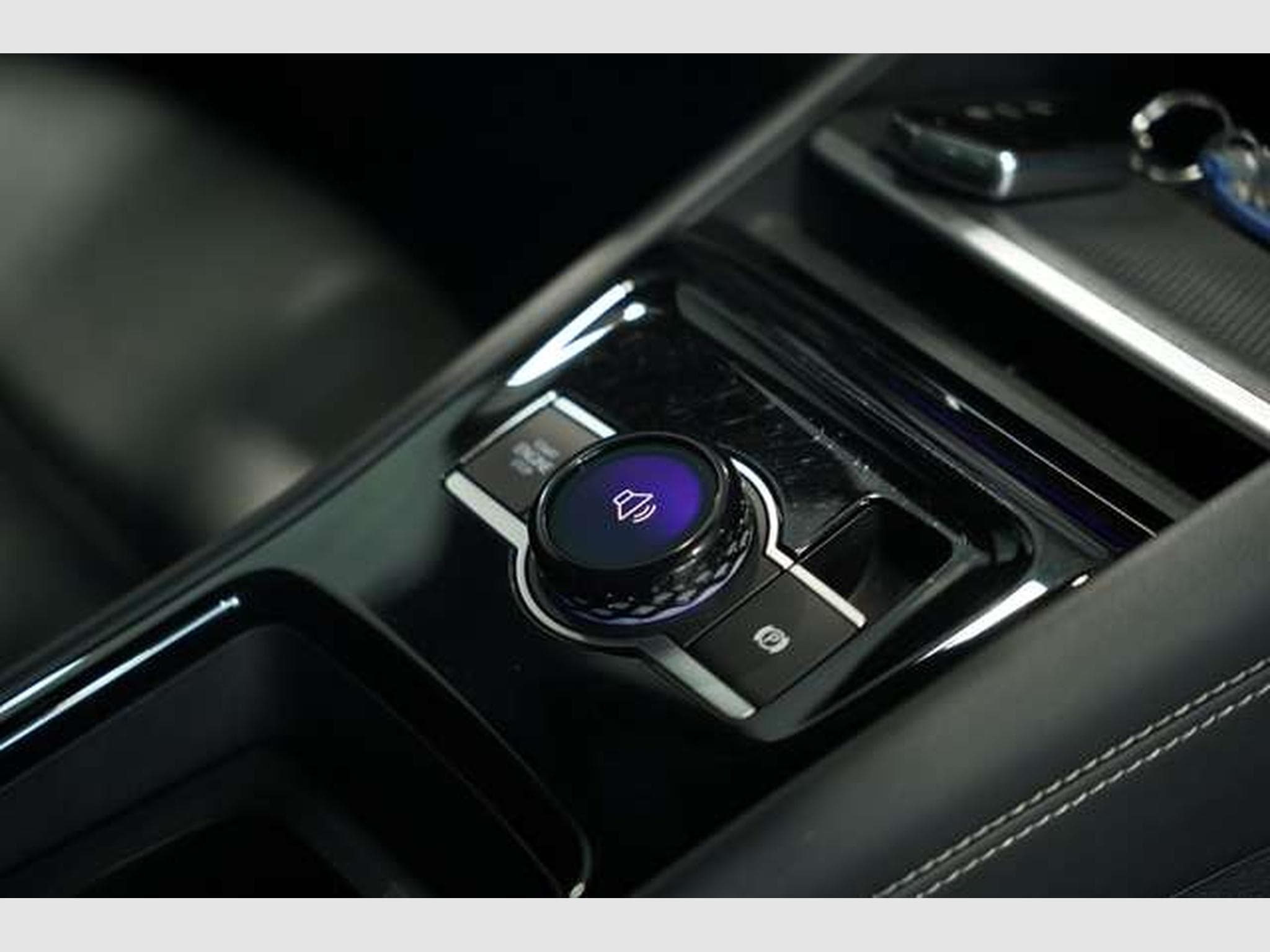 VW Tiguan 2.0 TDI R Line *2.H *20 *Pano *Matrix (2024) - Photo 22