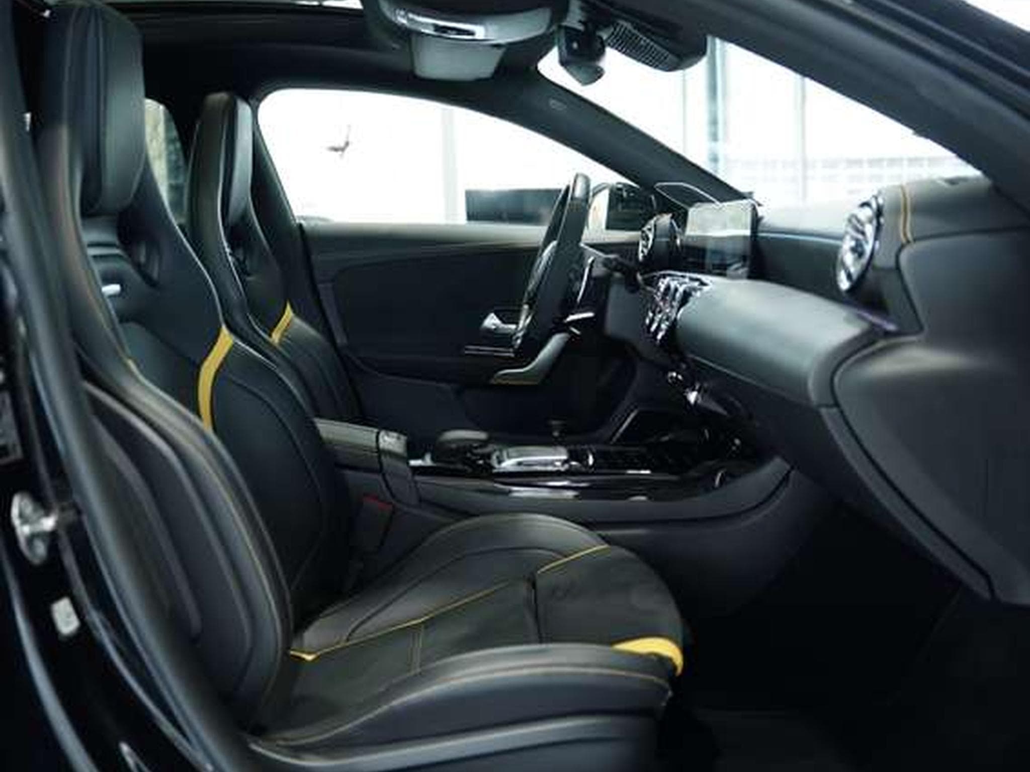 Mercedes CLA 45 AMG S 4M*19*Schale*Pano (2021) - Photo 19