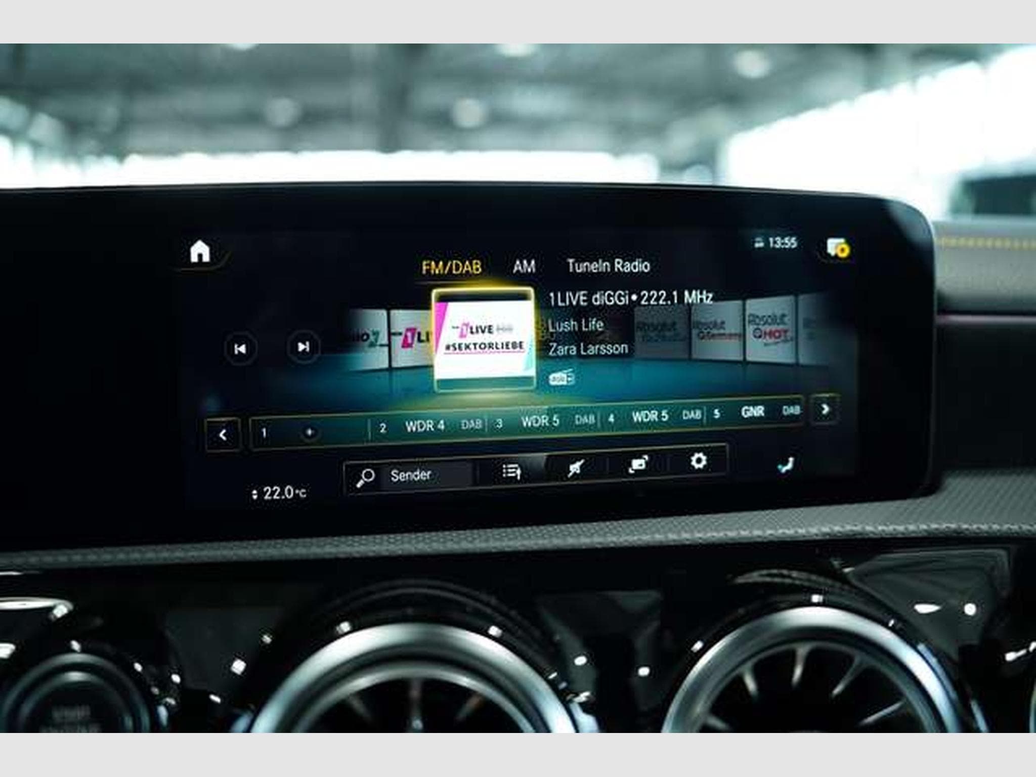 Mercedes CLA 45 AMG S 4M*19*Schale*Pano (2021) - Photo 37