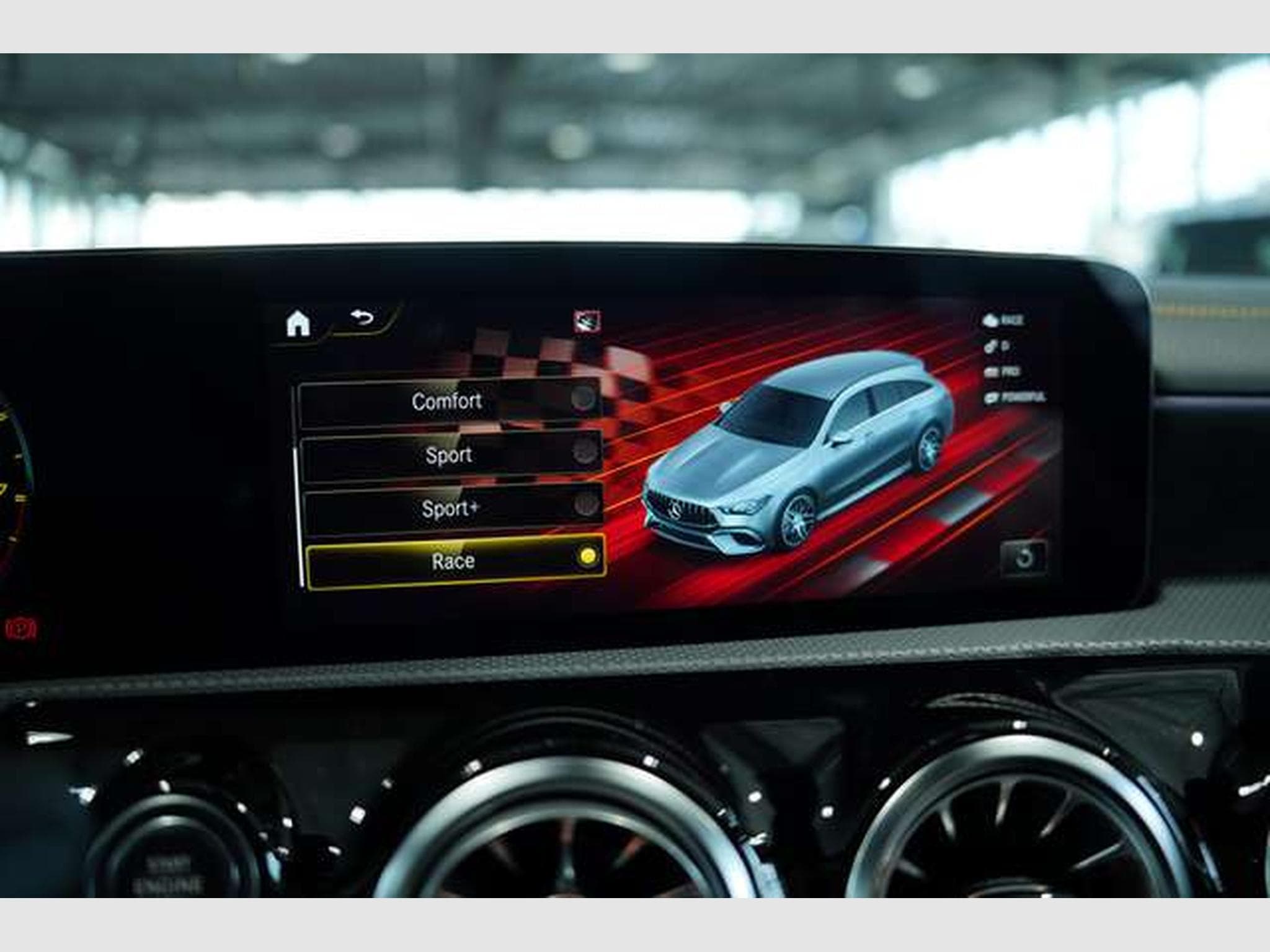 Mercedes CLA 45 AMG S 4M*19*Schale*Pano (2021) - Photo 39