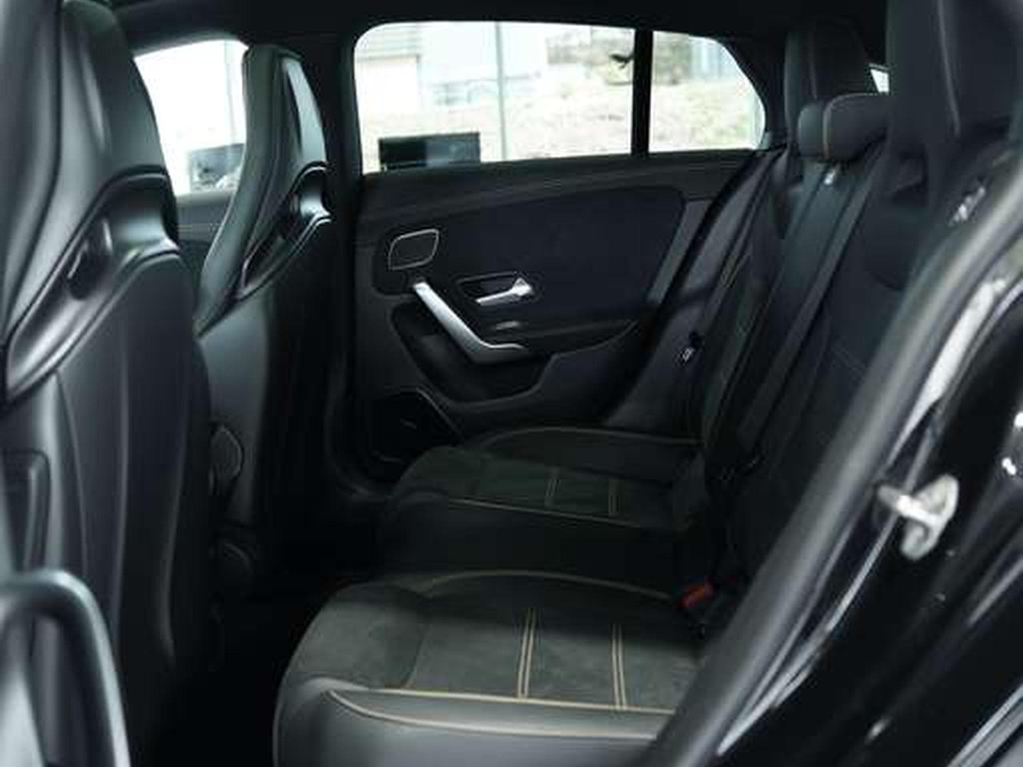 Mercedes CLA 45 AMG S 4M*19*Schale*Pano (2021) - Photo 48