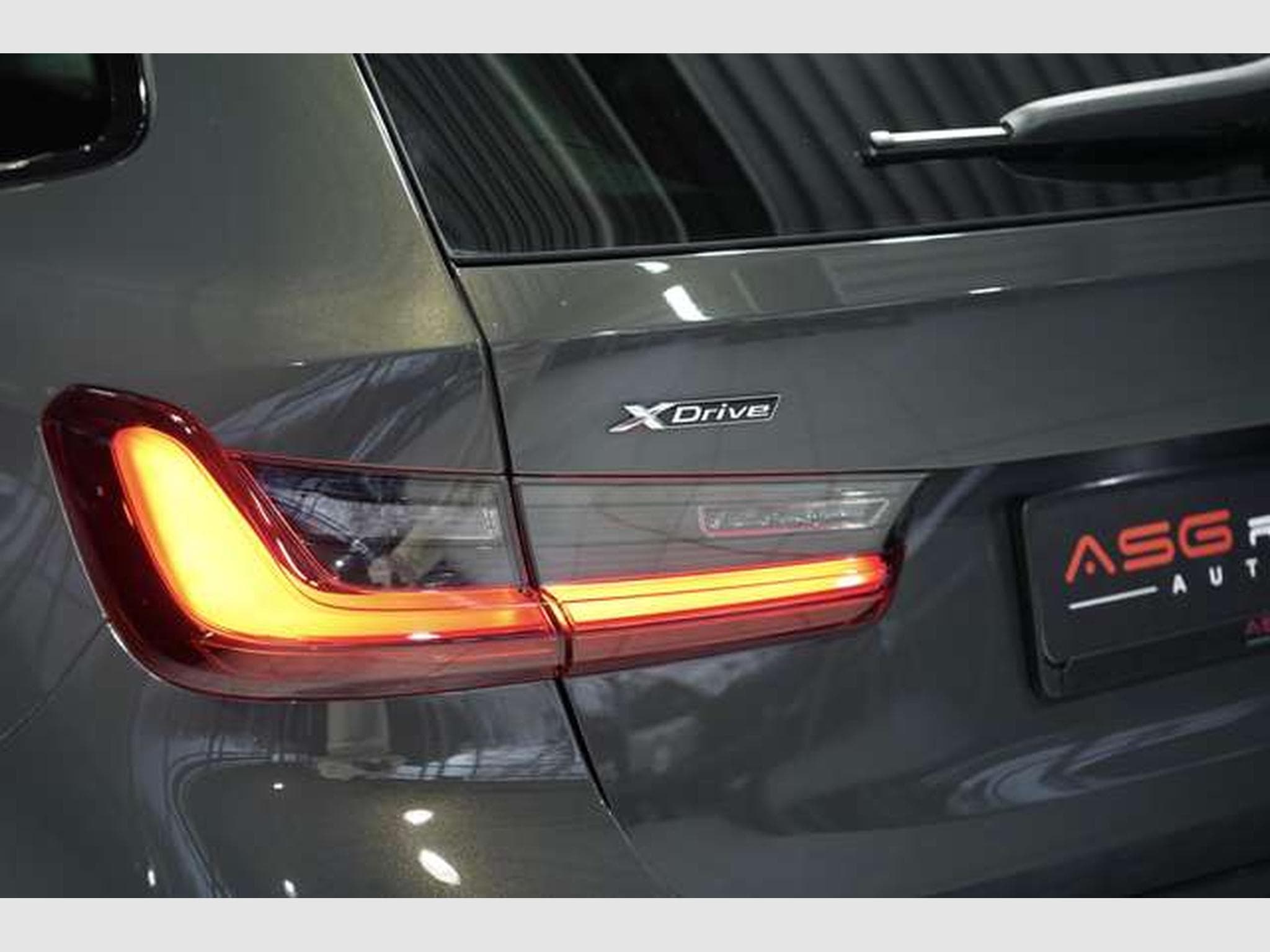 BMW 330 d Touring xDrive M Sport *2.H *Pano*Live*HUD (2024) - Photo 17
