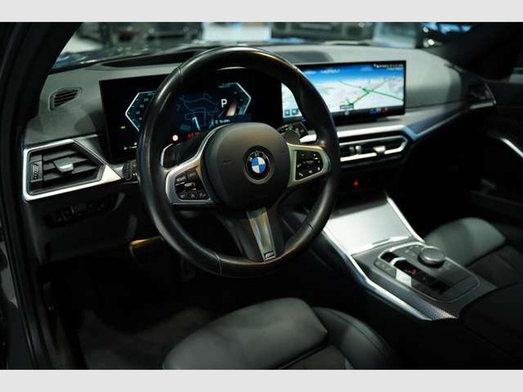 BMW 330 d Touring xDrive M Sport *2.H *Pano*Live*HUD (2024) - Photo 24