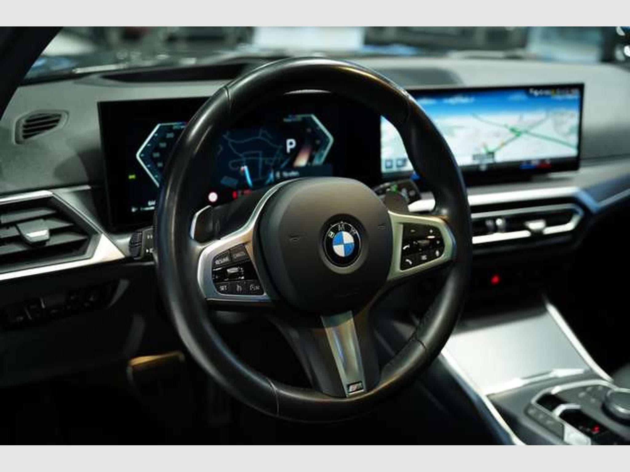 BMW 330 d Touring xDrive M Sport *2.H *Pano*Live*HUD (2024) - Photo 26