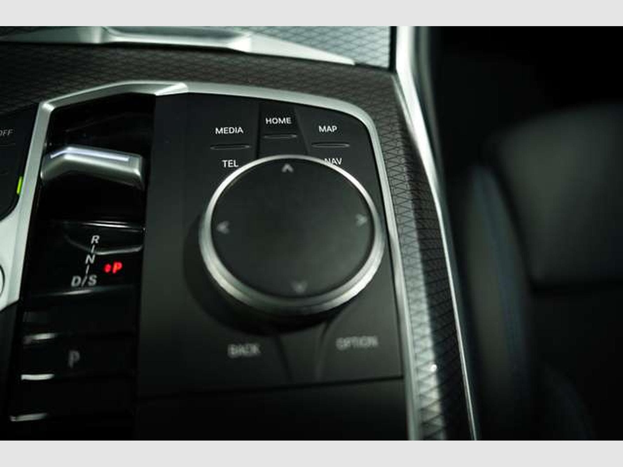 BMW 330 d Touring xDrive M Sport *2.H *Pano*Live*HUD (2024) - Photo 31