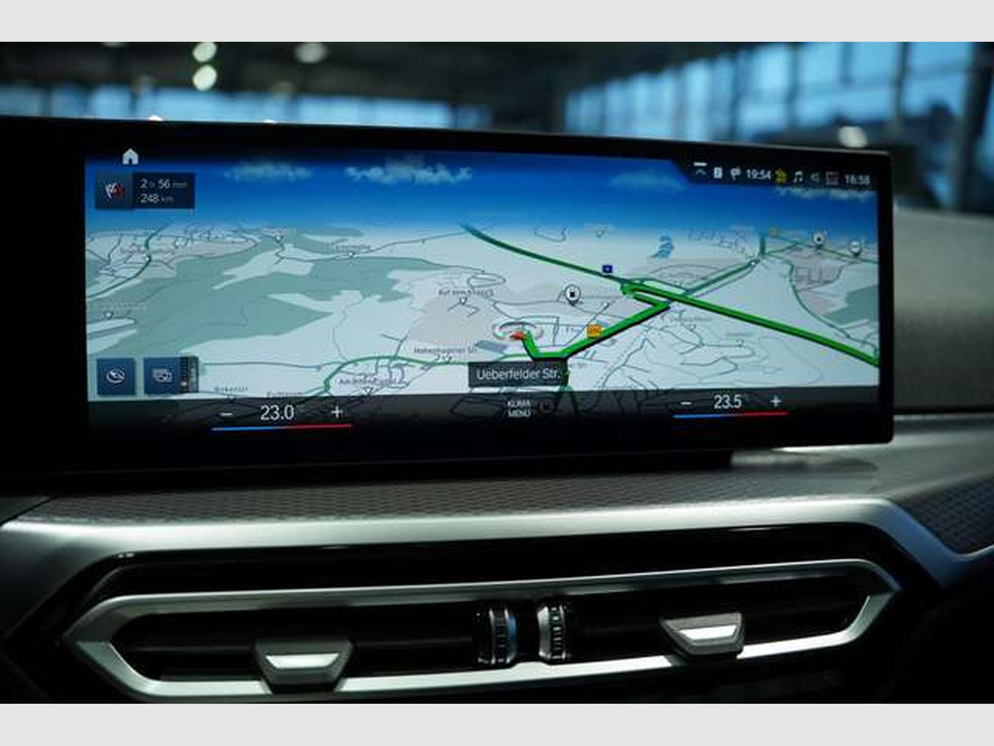 BMW 330 d Touring xDrive M Sport *2.H *Pano*Live*HUD (2024) - Photo 35