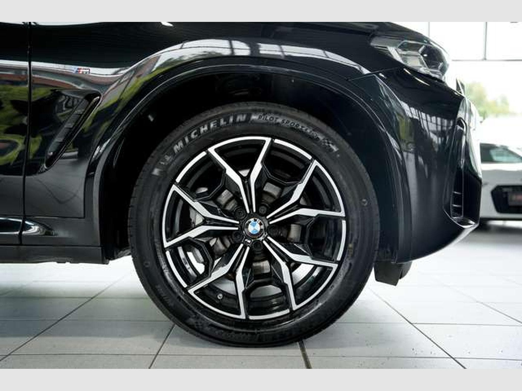 BMW X4 xD 30 d M Sport 1.Hand *Memory *Live-C *Leder (2024) - Photo 12
