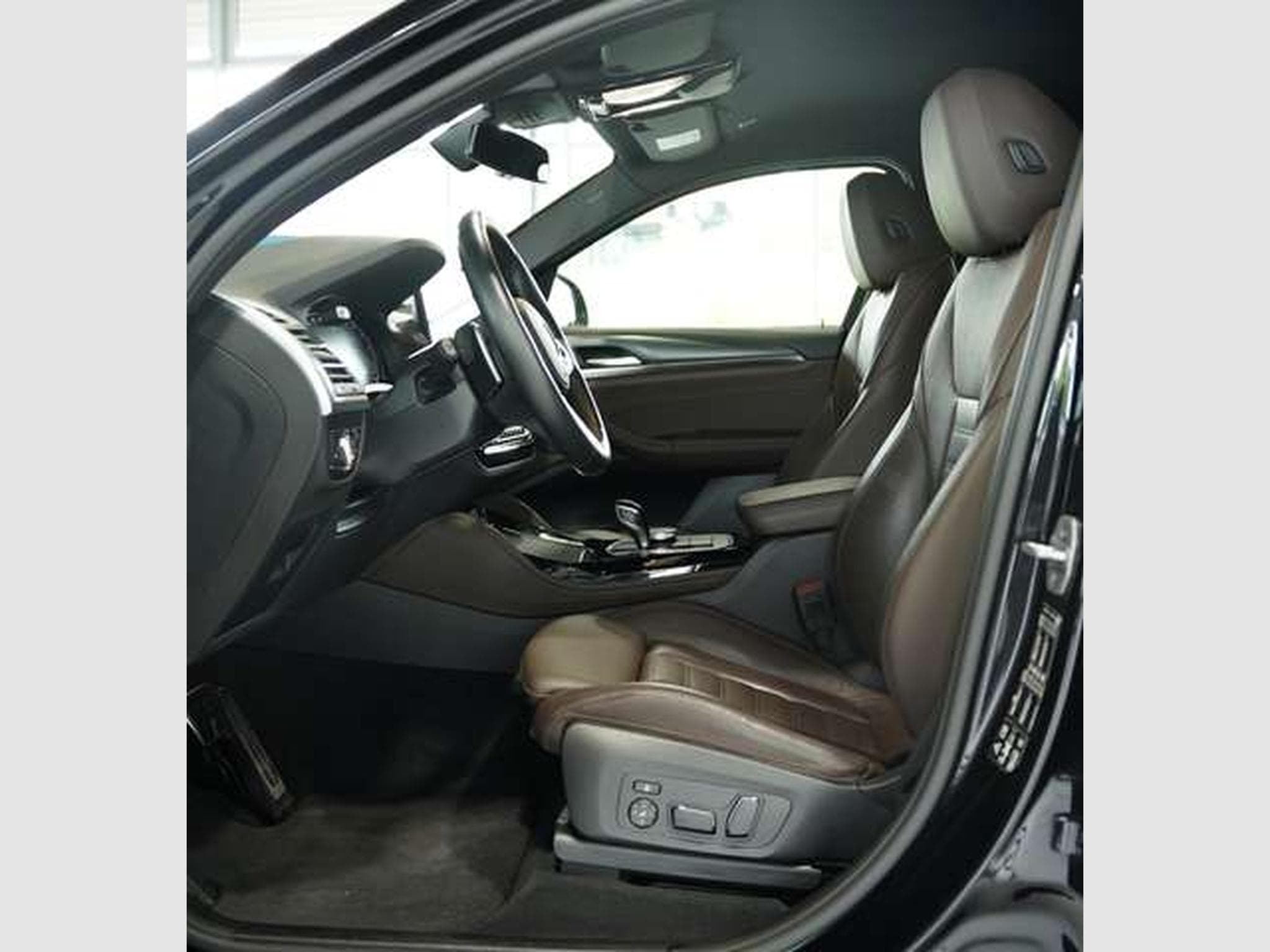 BMW X4 xD 30 d M Sport 1.Hand *Memory *Live-C *Leder (2024) - Photo 24