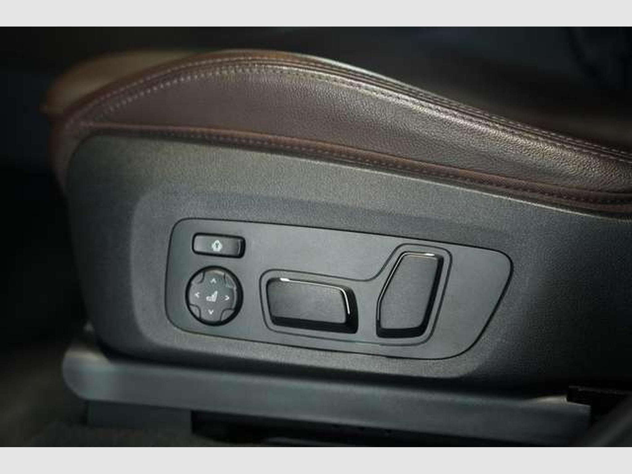 BMW X4 xD 30 d M Sport 1.Hand *Memory *Live-C *Leder (2024) - Photo 29