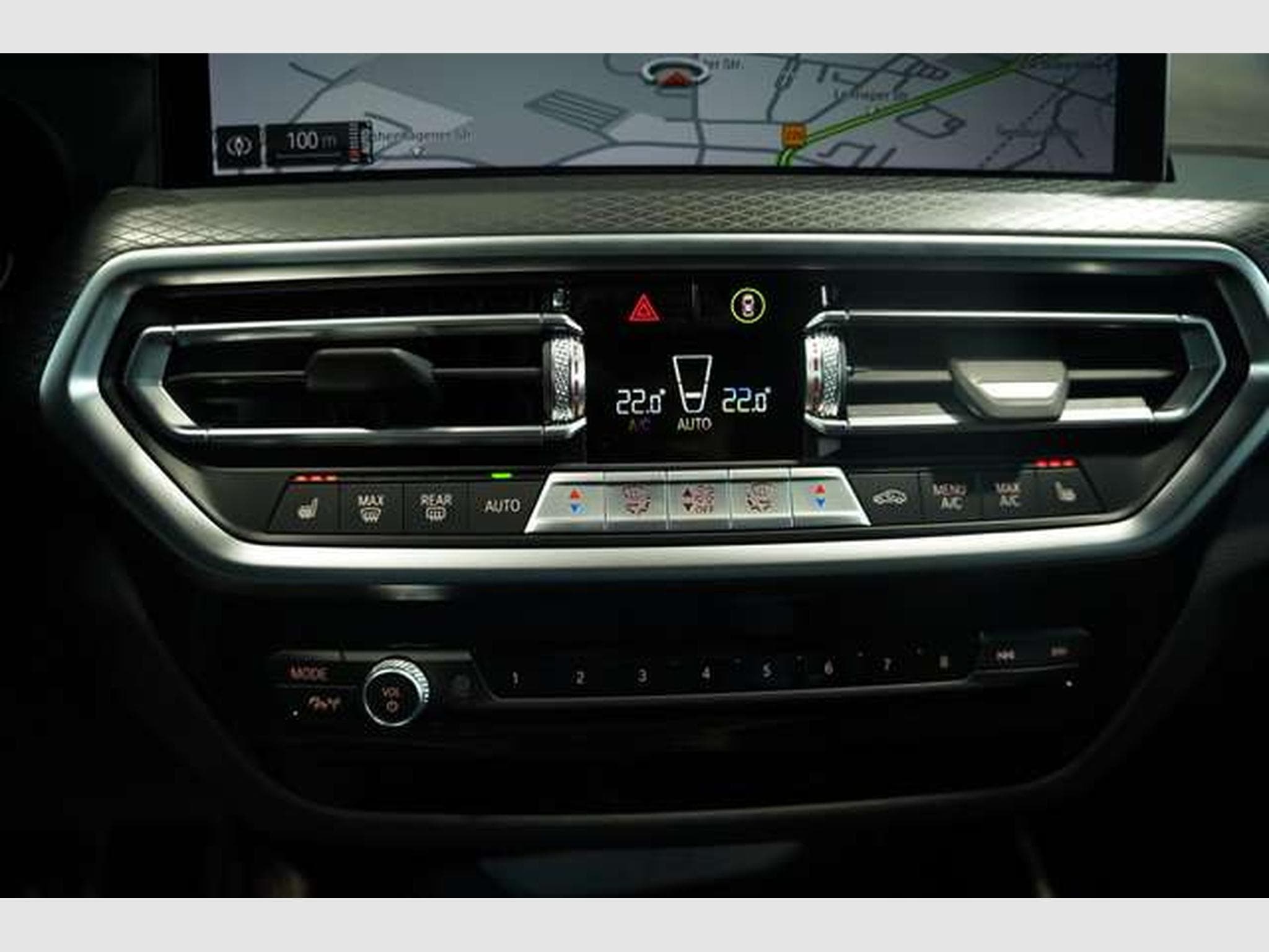 BMW X4 xD 30 d M Sport 1.Hand *Memory *Live-C *Leder (2024) - Photo 35