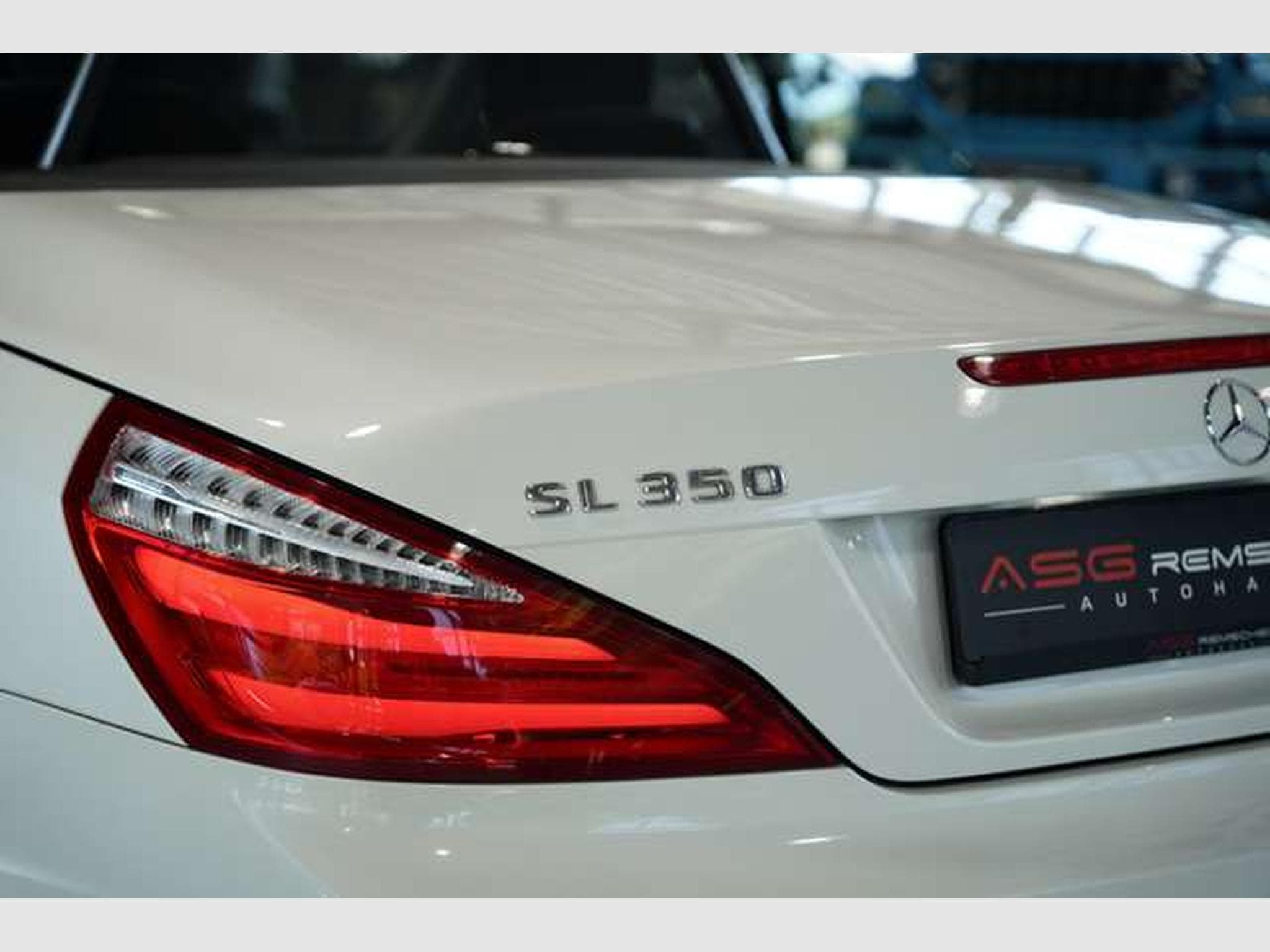 Mercedes SL 350 Cabrio AMG Line *H&K*Airscarf*19Zoll (2013) - Photo 12