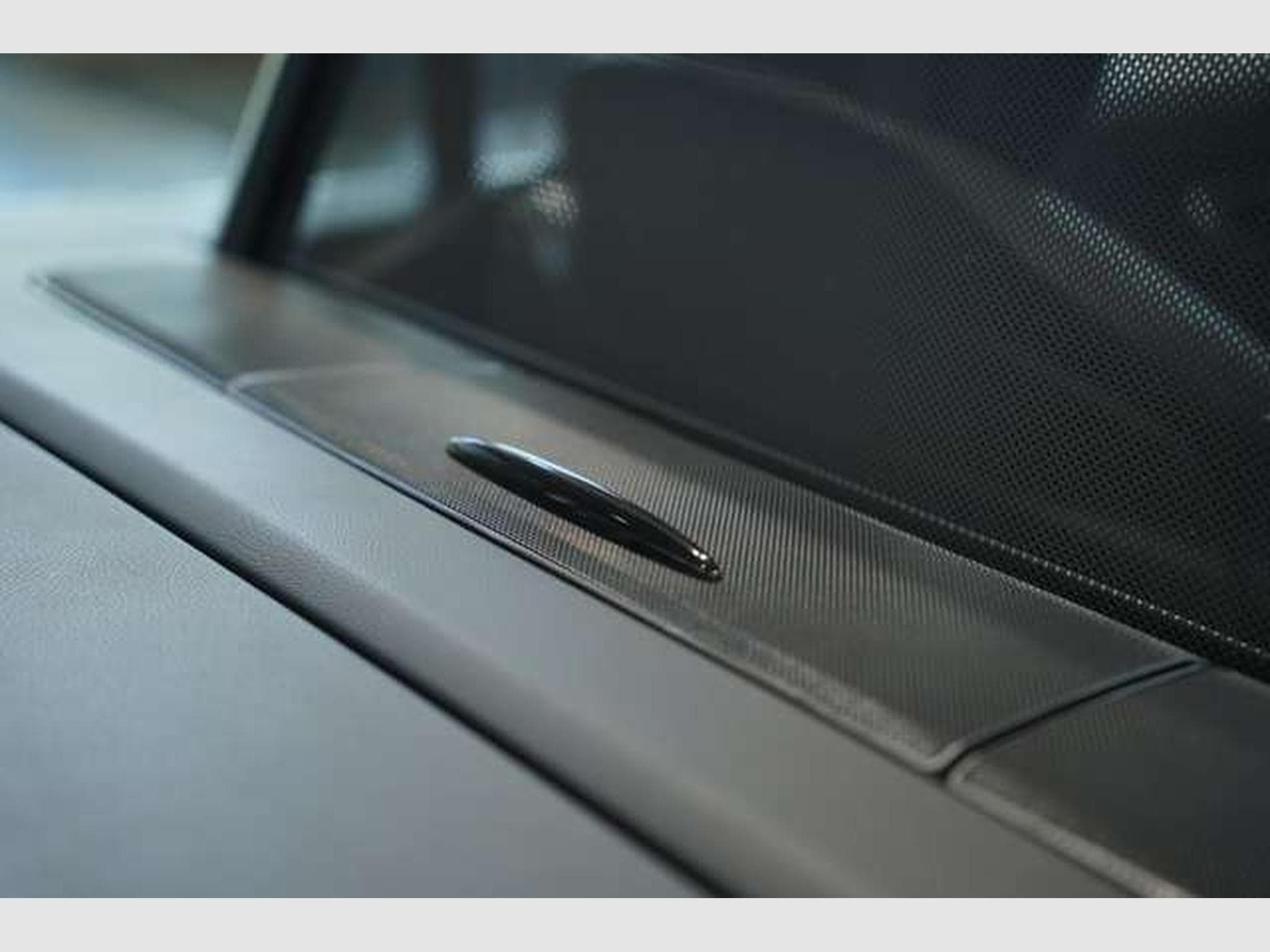 Mercedes SL 350 Cabrio AMG Line *H&K*Airscarf*19Zoll (2013) - Photo 35
