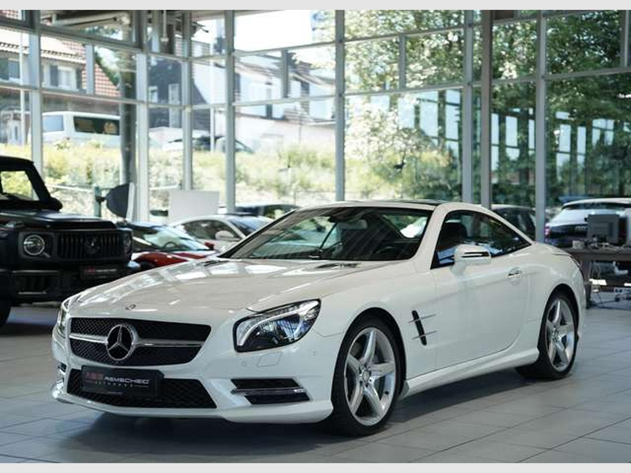 Mercedes SL 350 Cabrio AMG Line *H&K*Airscarf*19Zoll (2013) - Photo 43