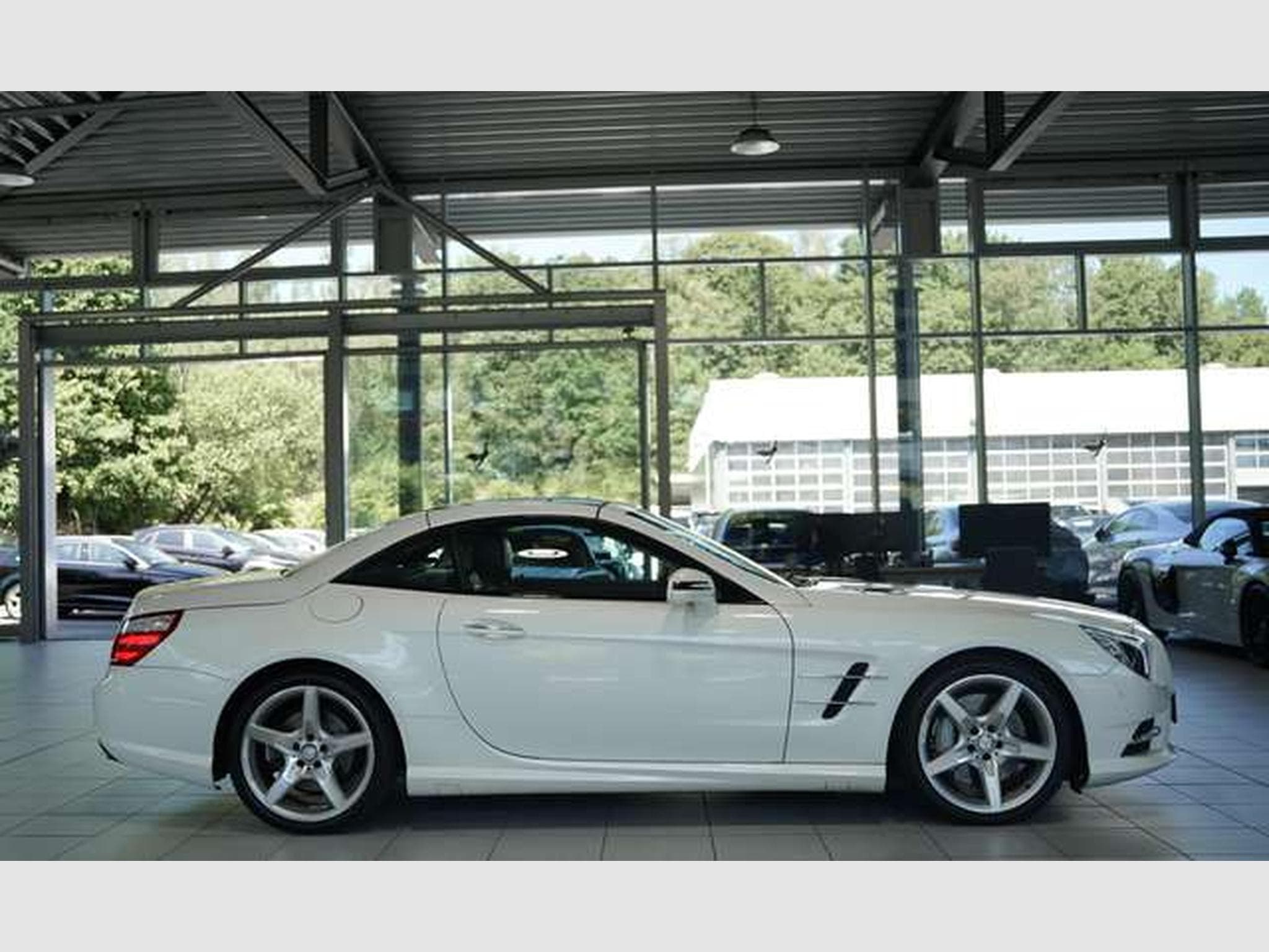 Mercedes SL 350 Cabrio AMG Line *H&K*Airscarf*19Zoll (2013) - Photo 46