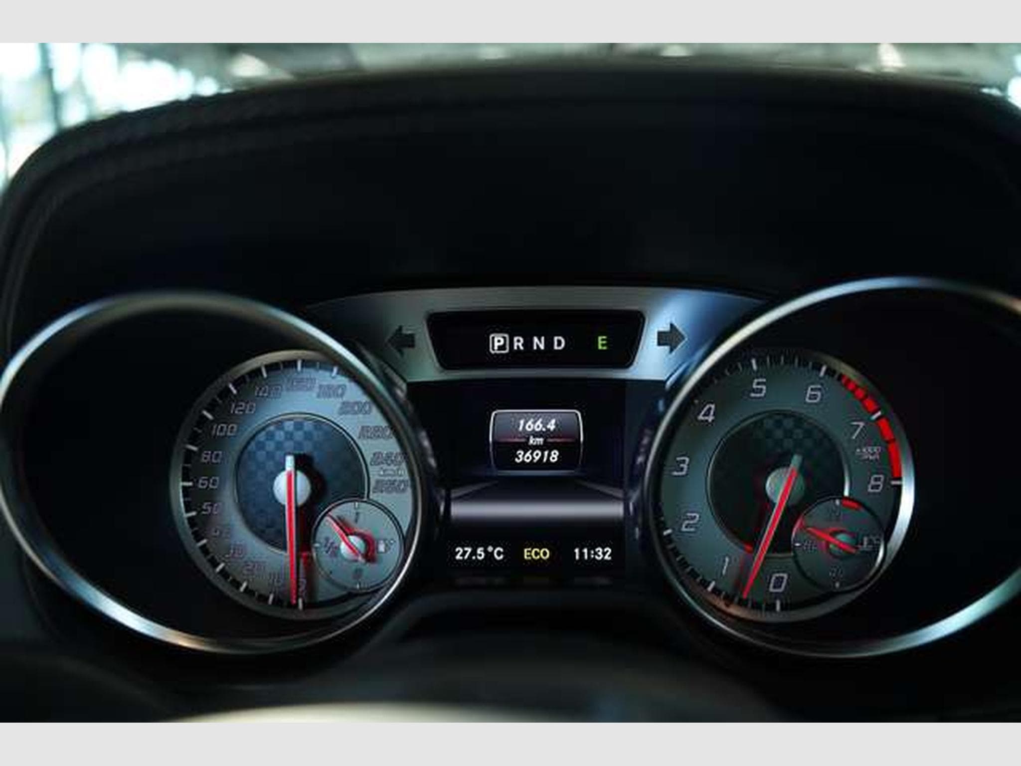 Mercedes SL 350 Cabrio AMG Line *H&K*Airscarf*19Zoll (2013) - Photo 49