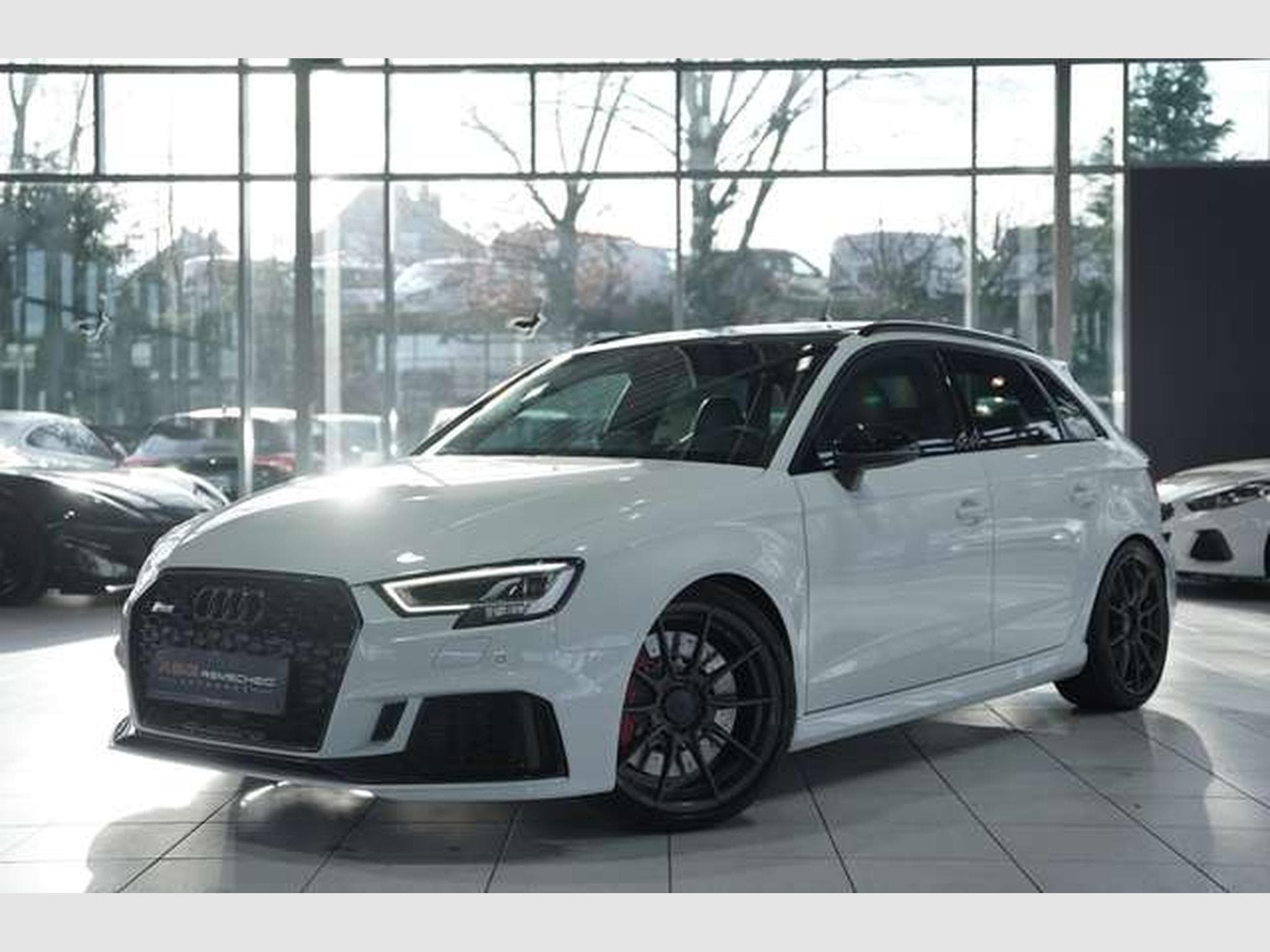 Audi RS3 q. Sportback *19 *Schale*B&O*Virt*Pano*2.Hd (2018) - Photo 1